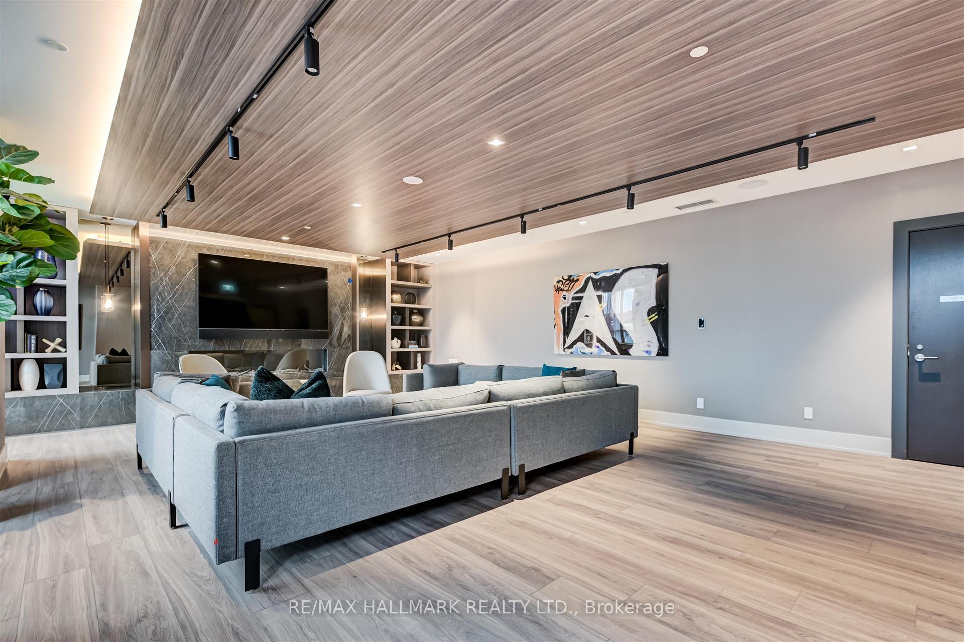Photo 34 of Unit 2701, 286 Main Street, Toronto, East End-Danforth — HOMEH