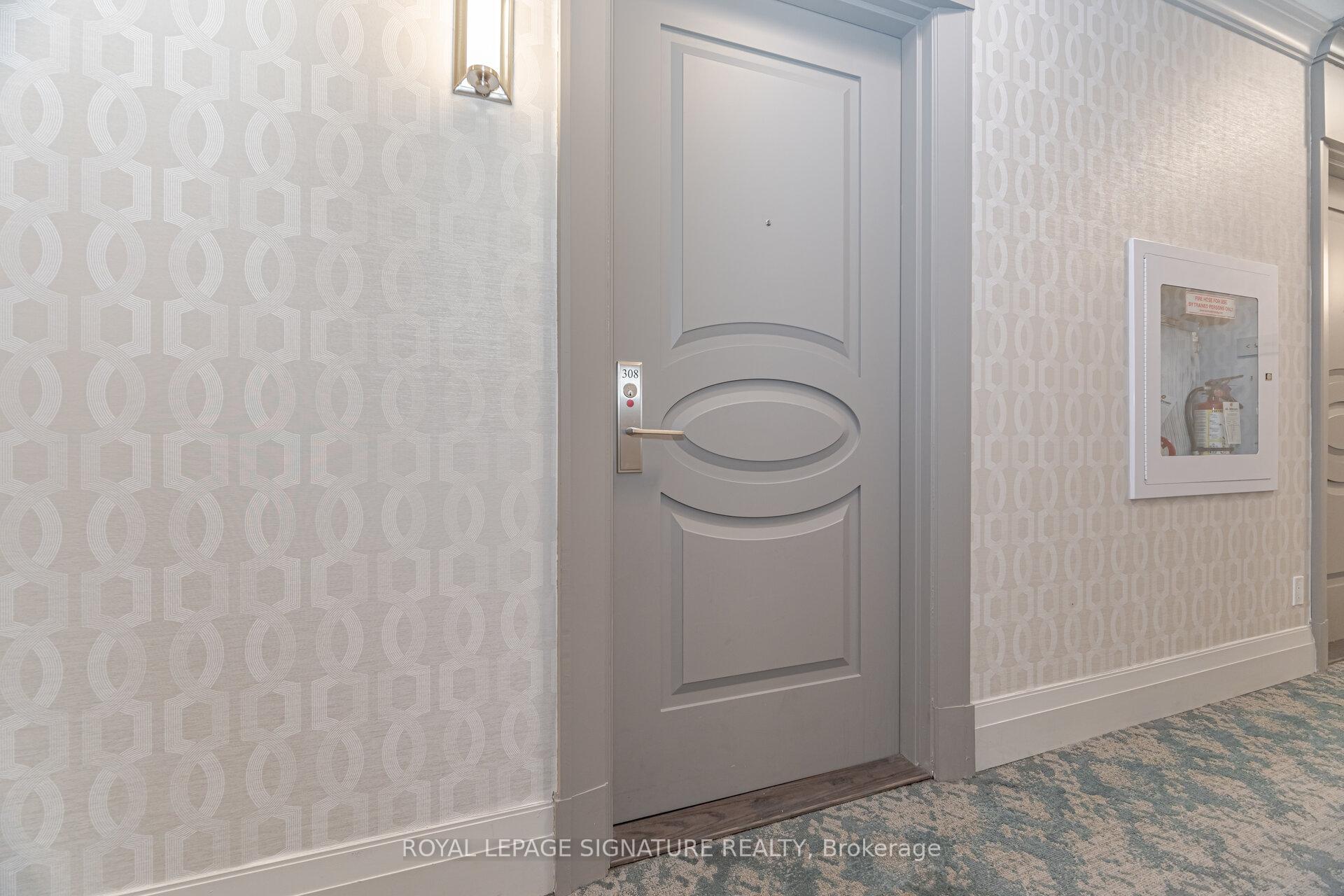 Photo 5 of Unit 308, 9085 Jane Street E, Vaughan, Concord — HOMEH