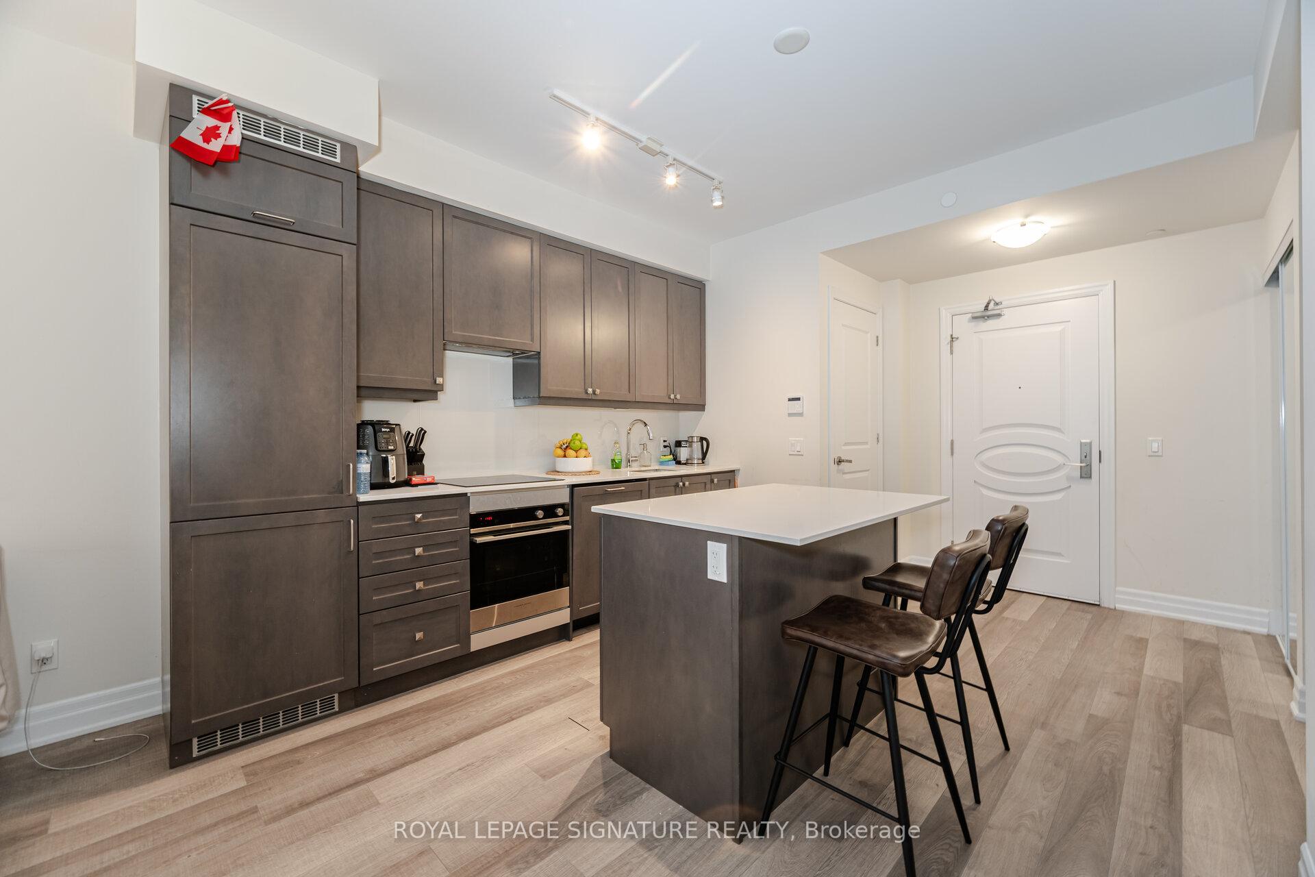 Photo 7 of Unit 308, 9085 Jane Street E, Vaughan, Concord — HOMEH