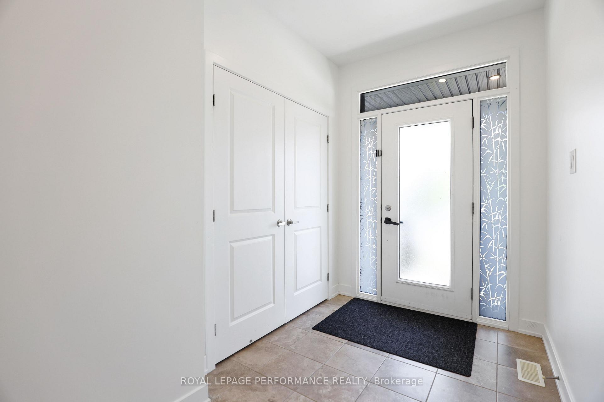 Photo 6 of 471 Fernside Street, Ottawa, Leitrim — HOMEH