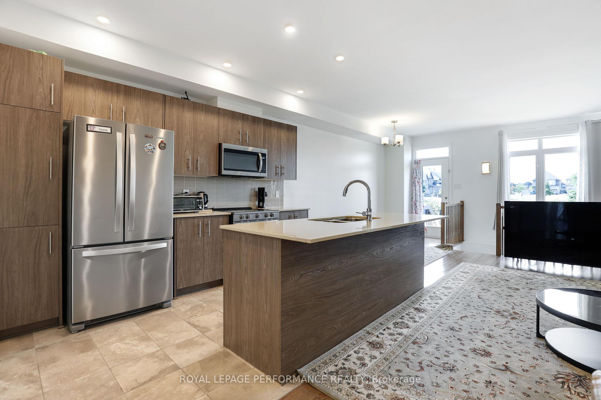 Photo 9 of 471 Fernside Street, Ottawa, Leitrim — HOMEH