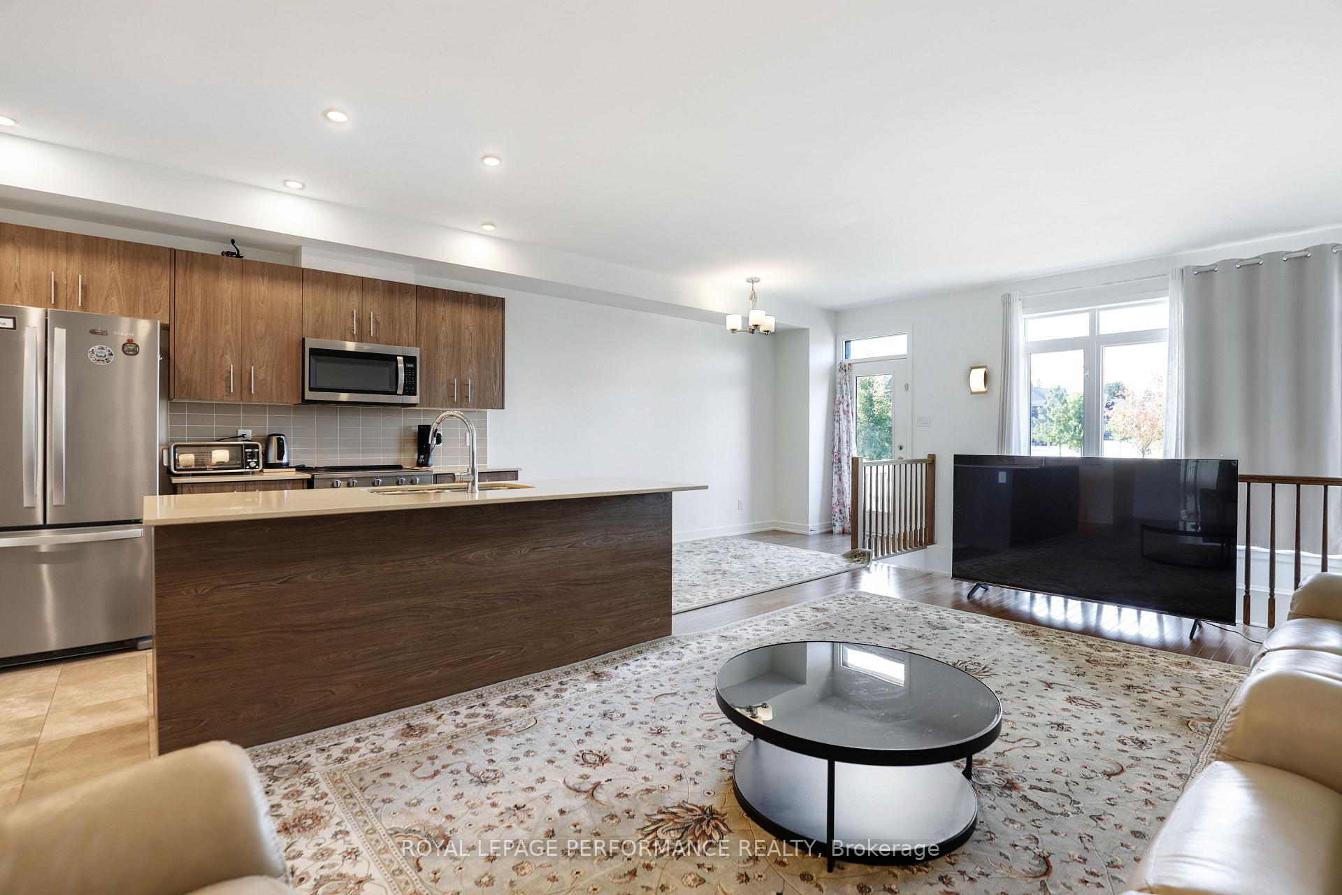 Photo 15 of 471 Fernside Street, Ottawa, Leitrim — HOMEH