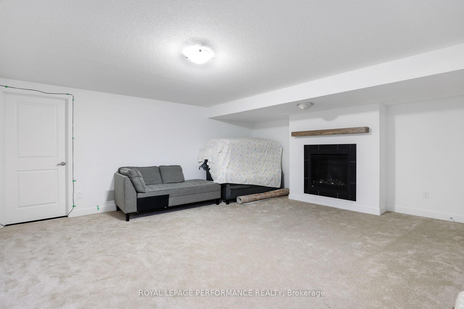 Photo 26 of 471 Fernside Street, Ottawa, Leitrim — HOMEH