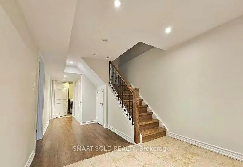 Photo 2 of Unit Bsmt, 36 Bendamere Crescent, Markham, Raymerville — HOMEH