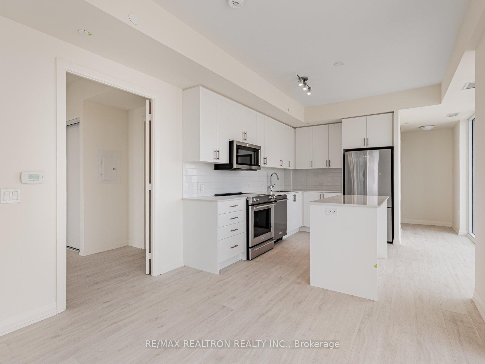 Photo 6 of Unit 2315, 8960 Jane Street, Vaughan, Concord — HOMEH