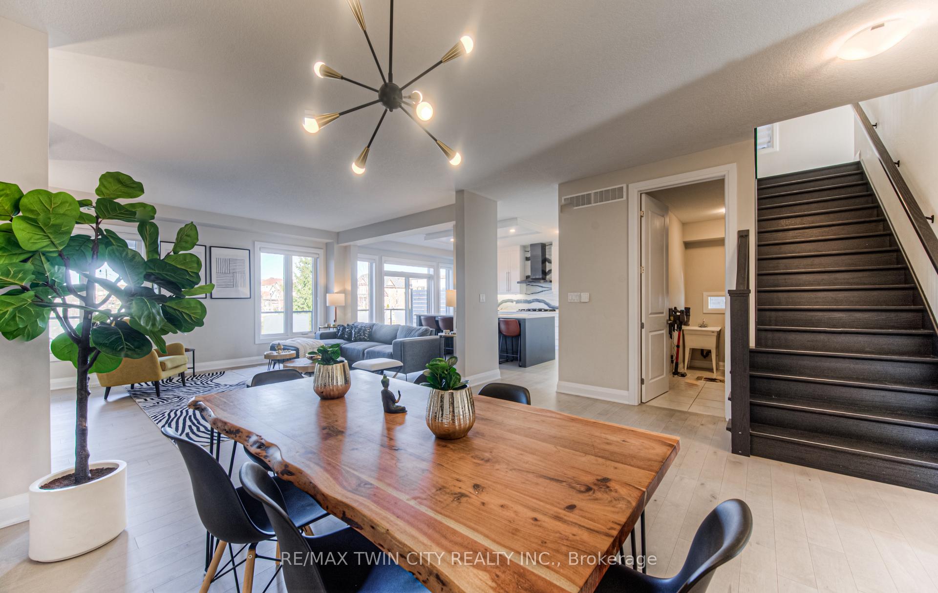 Photo 18 of 904 Thomas Pedder Court, Kitchener — HOMEH