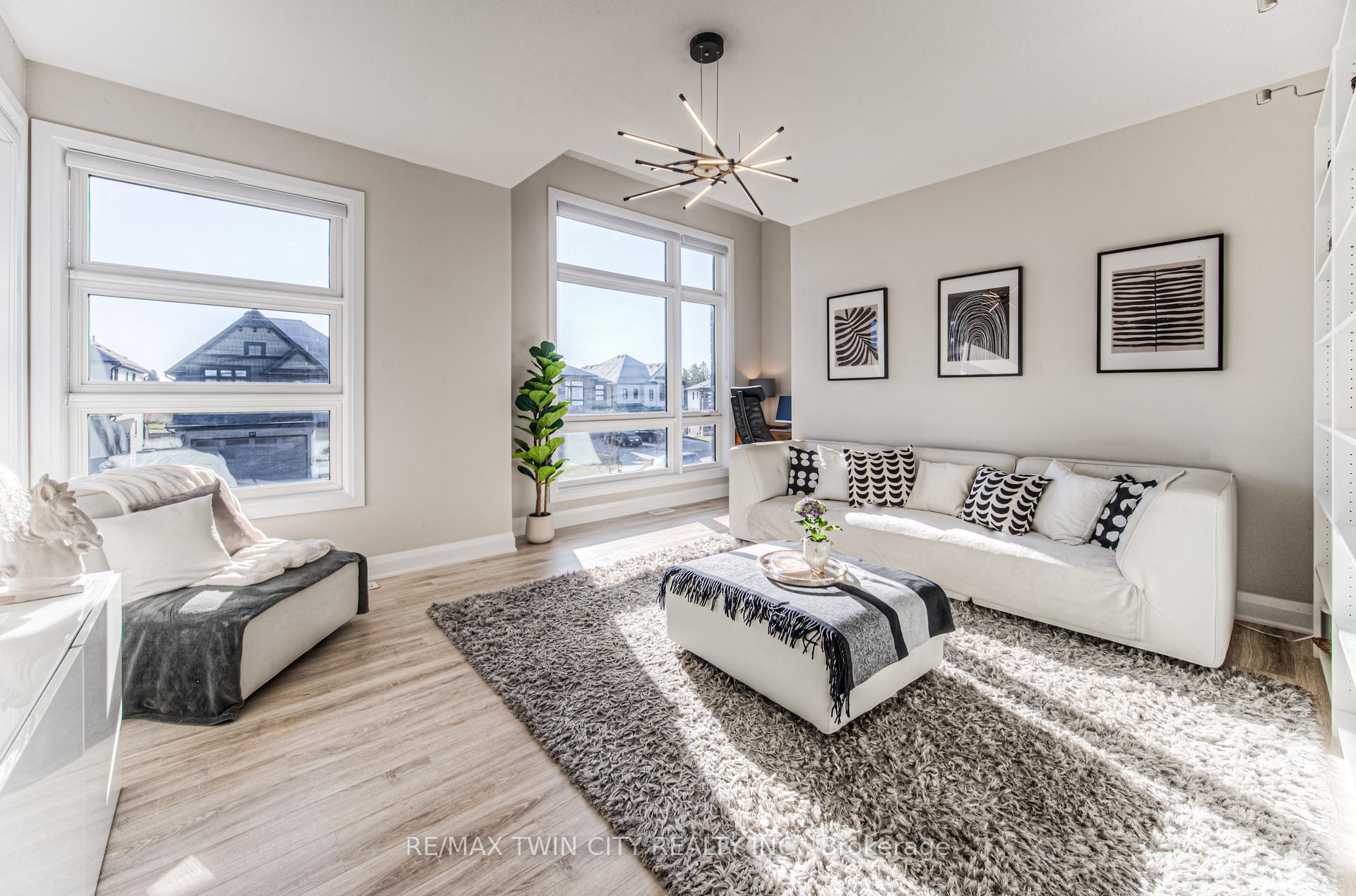 Photo 20 of 904 Thomas Pedder Court, Kitchener — HOMEH