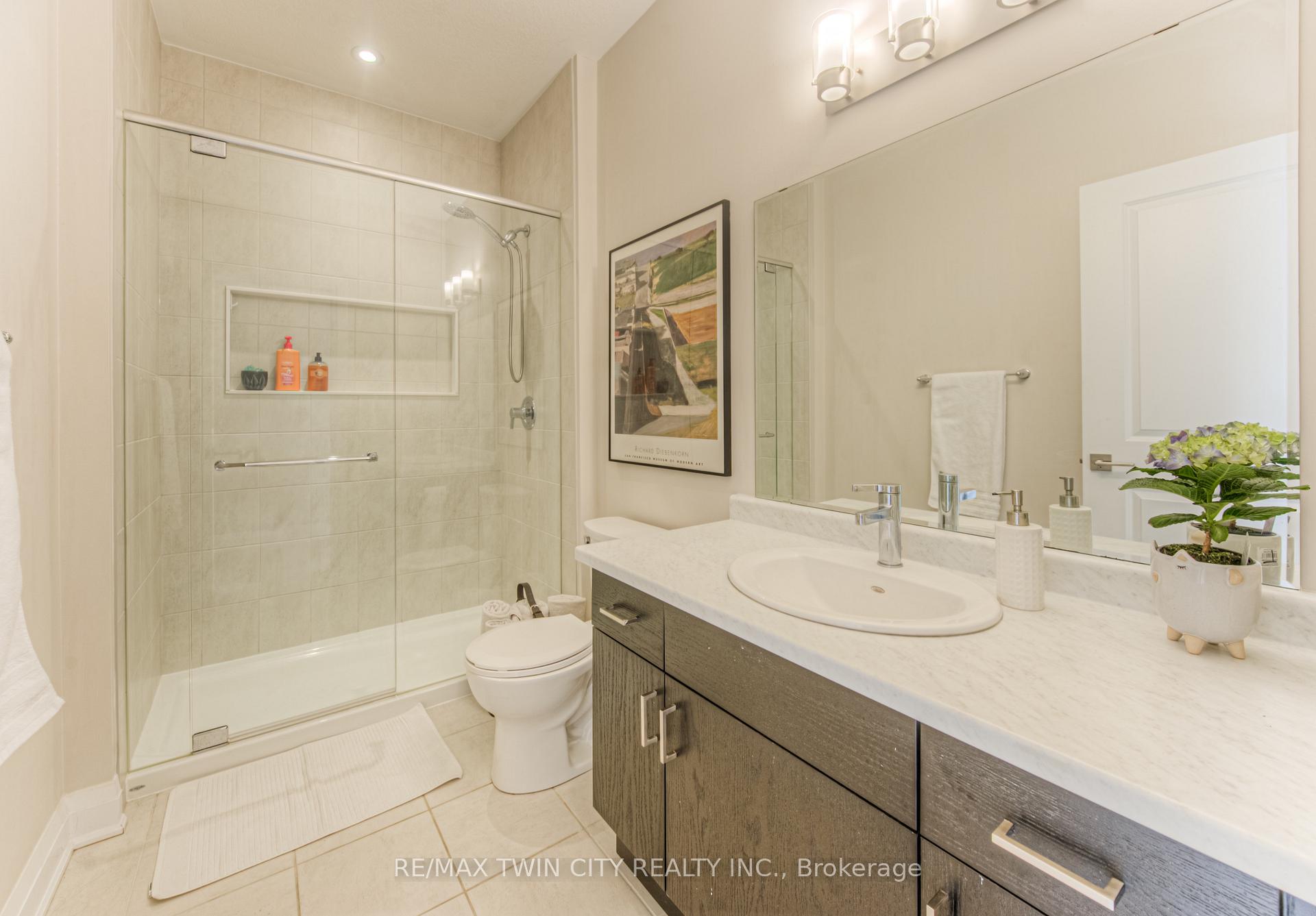 Photo 28 of 904 Thomas Pedder Court, Kitchener — HOMEH