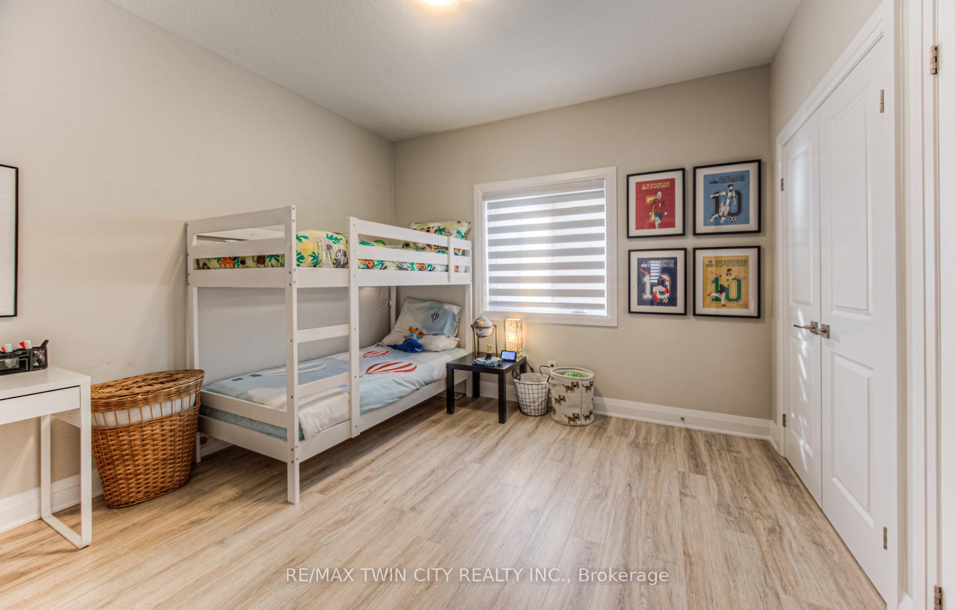 Photo 29 of 904 Thomas Pedder Court, Kitchener — HOMEH