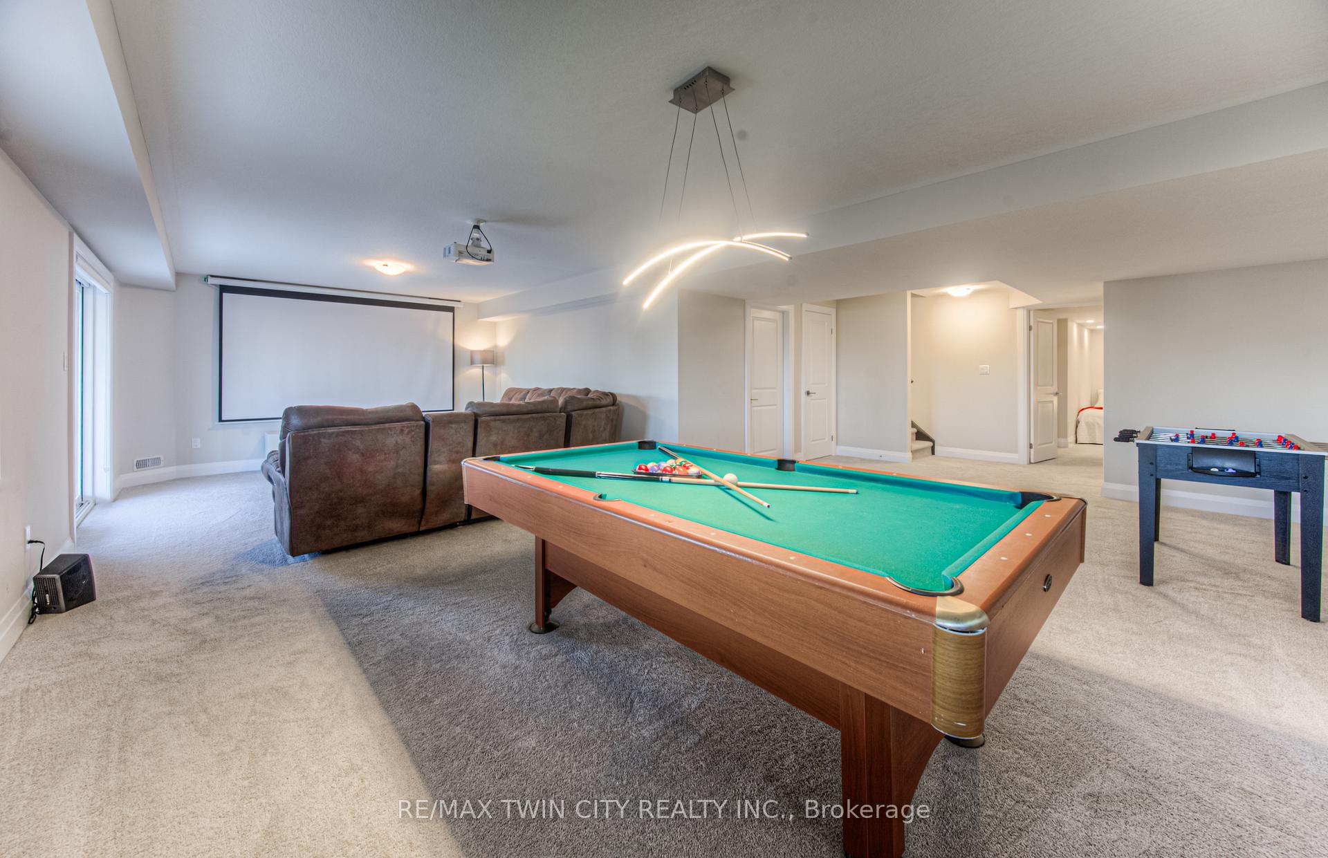 Photo 33 of 904 Thomas Pedder Court, Kitchener — HOMEH