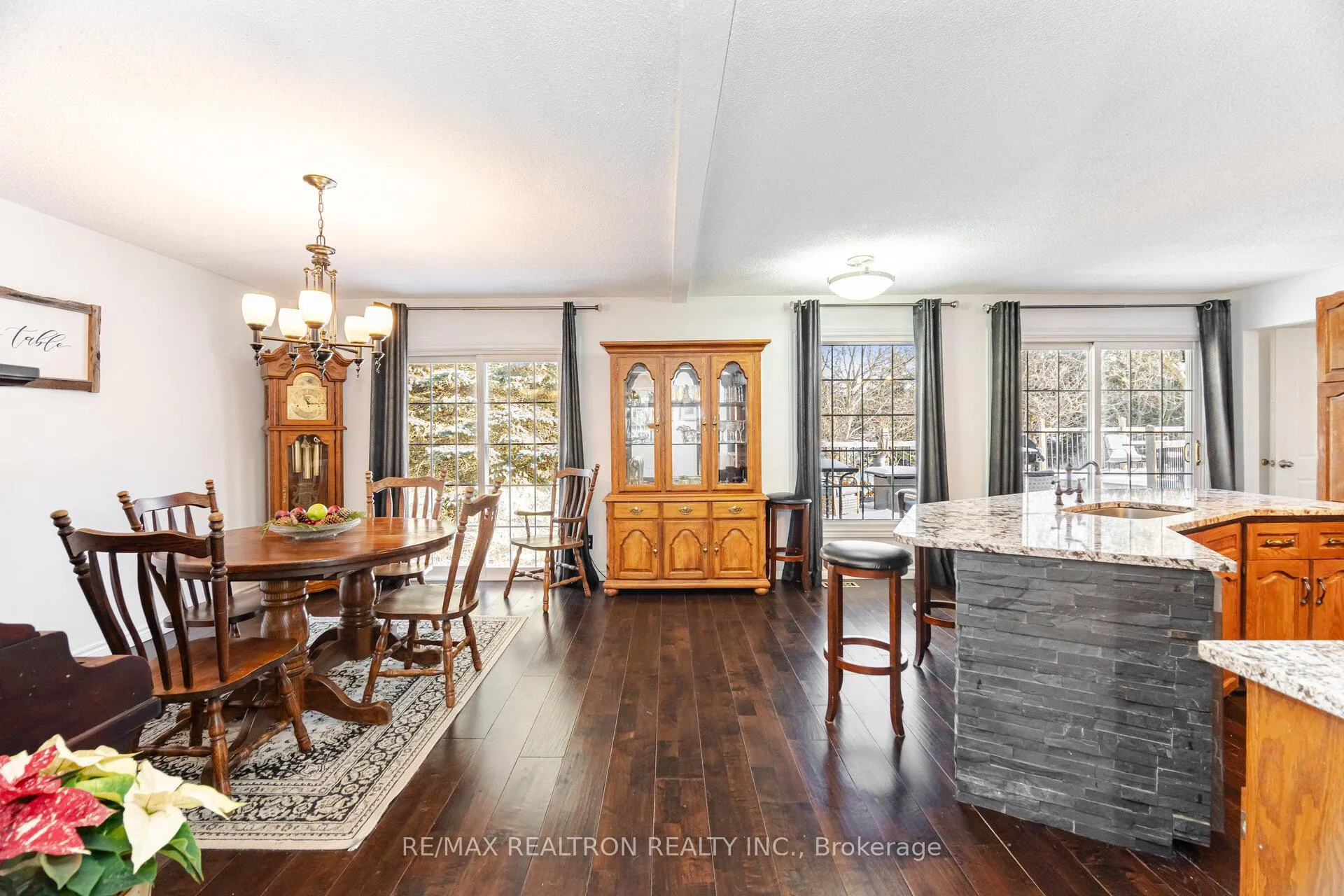 Photo 9 of 17145 Caledon King Townline, King, Rural King — HOMEH