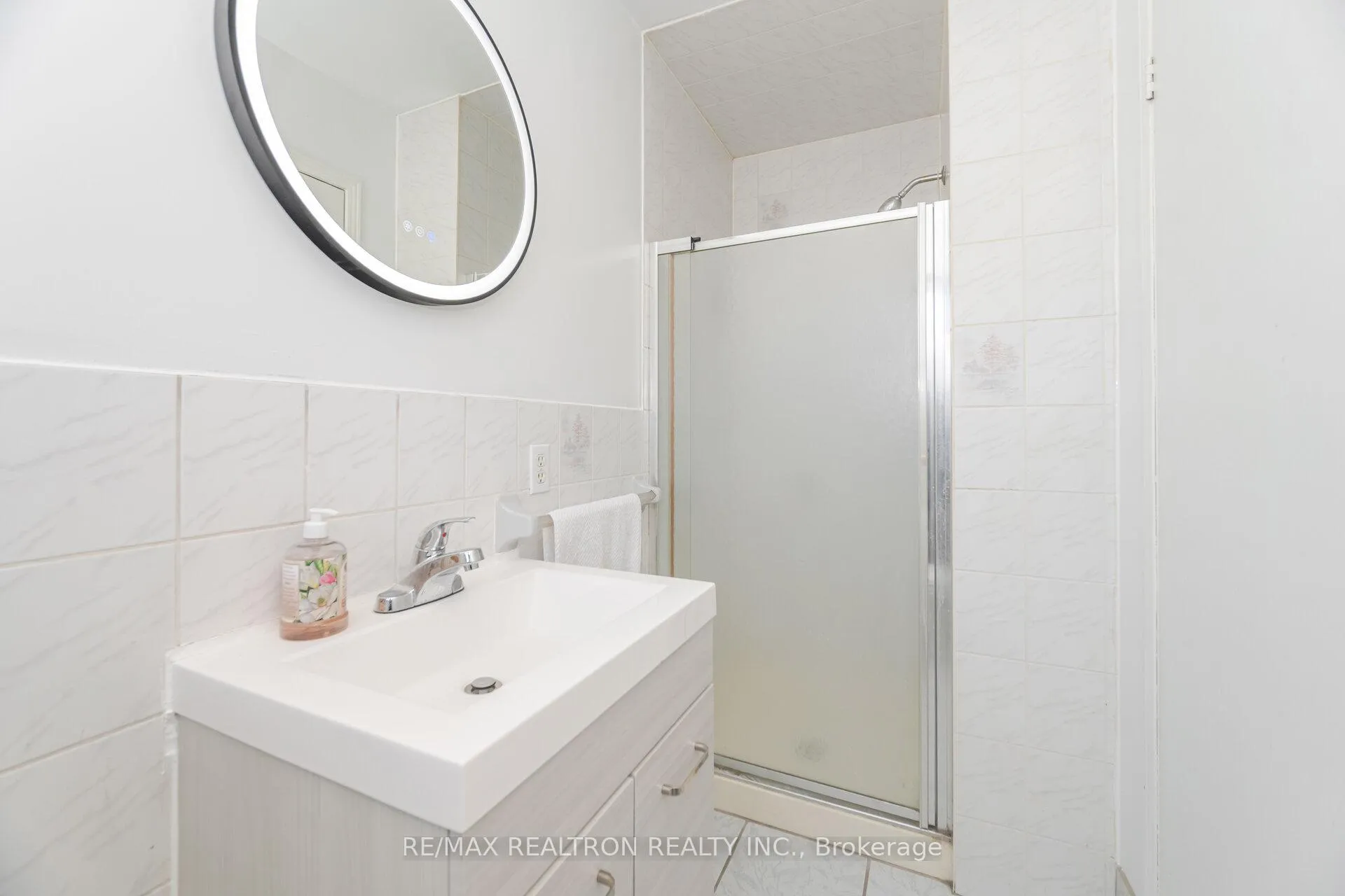 Photo 14 of 17145 Caledon King Townline, King, Rural King — HOMEH