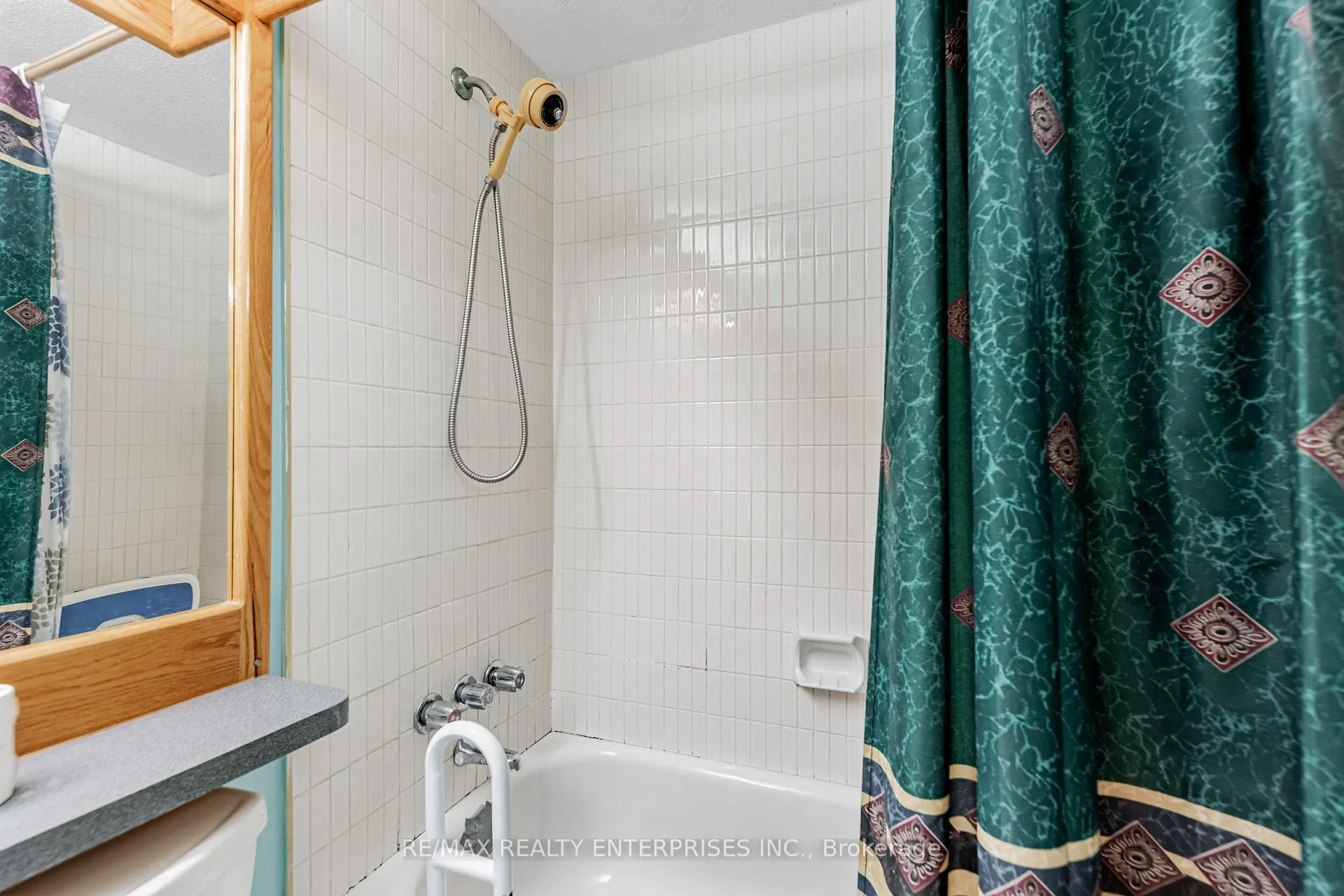 Photo 53 of Unit 308, 1 Massey Square, Toronto, Crescent Town — HOMEH