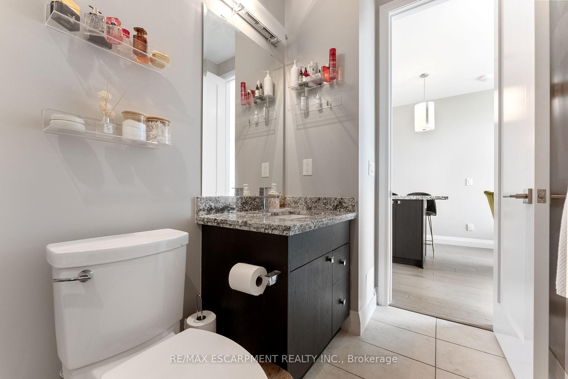 Photo 7 of Unit 502, 101 Locke Street S, Hamilton, Kirkendall — HOMEH