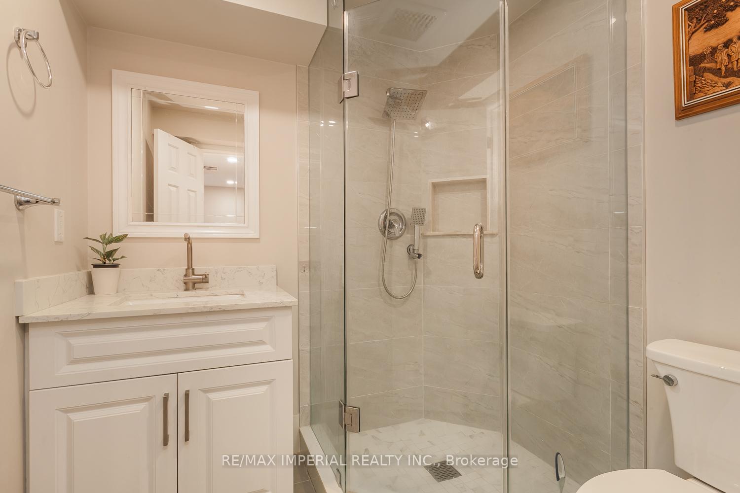 Photo 21 of 85 Maple Ridge Crescent E, Markham, Greensborough — HOMEH