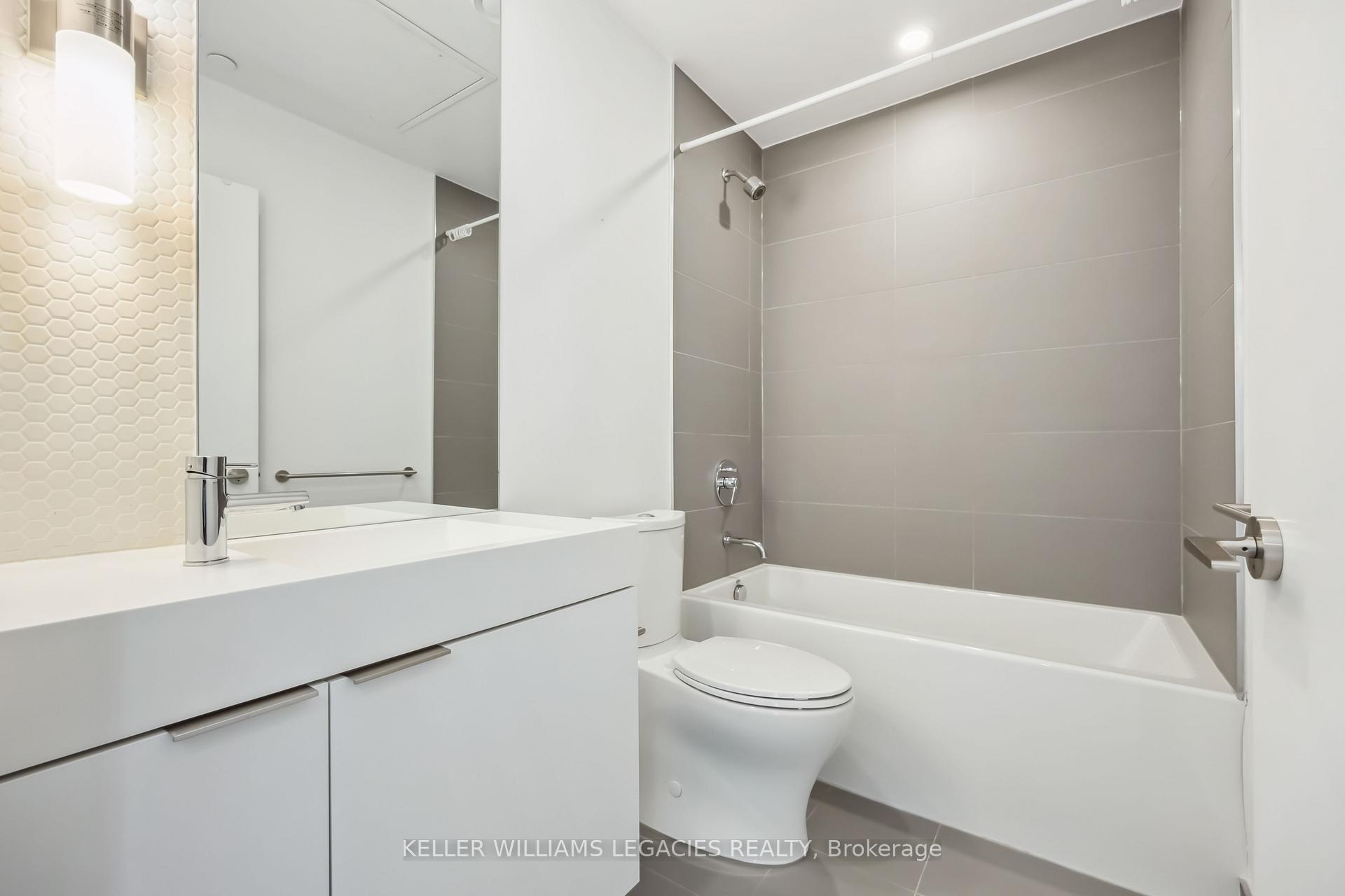 Photo 11 of Unit 419, 33 Helendale Avenue, Toronto, Yonge-Eglinton — HOMEH
