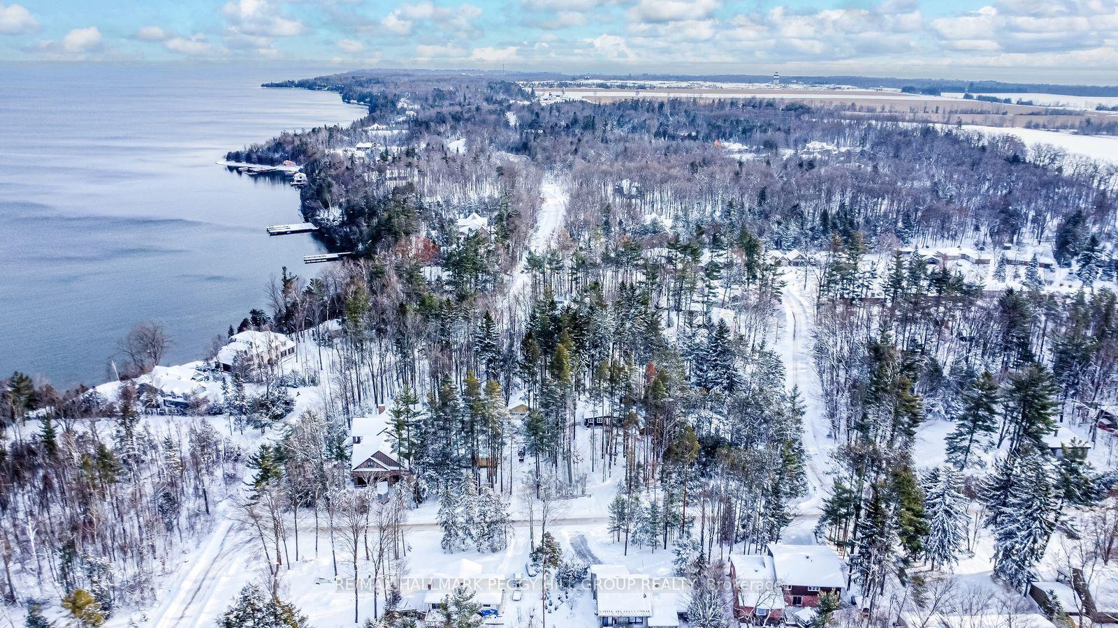 Photo 2 of 3795 Fairway Road, Innisfil, Rural Innisfil — HOMEH