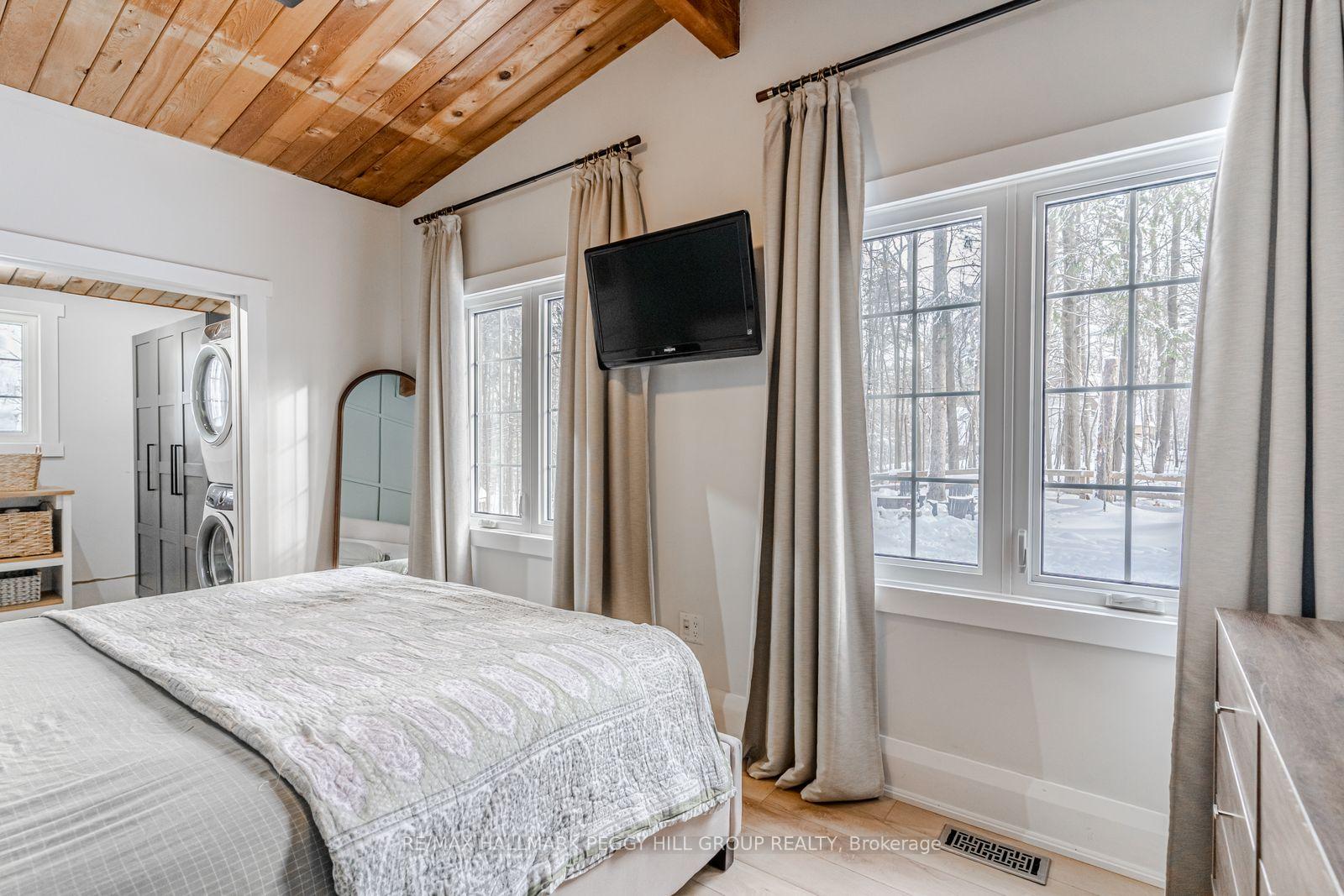 Photo 10 of 3795 Fairway Road, Innisfil, Rural Innisfil — HOMEH