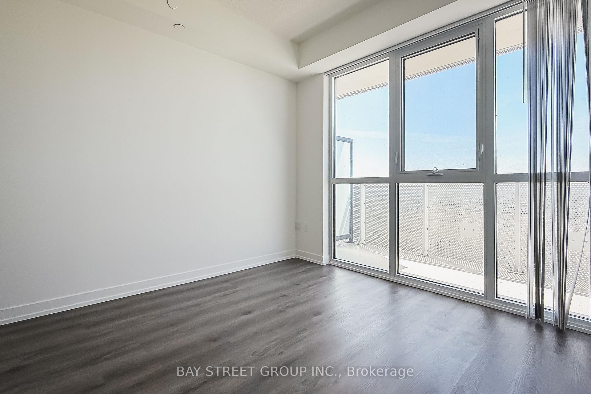 Photo 7 of Unit 2008, 225 Commerce Street, Vaughan, Vaughan Corporate Centre — HOMEH