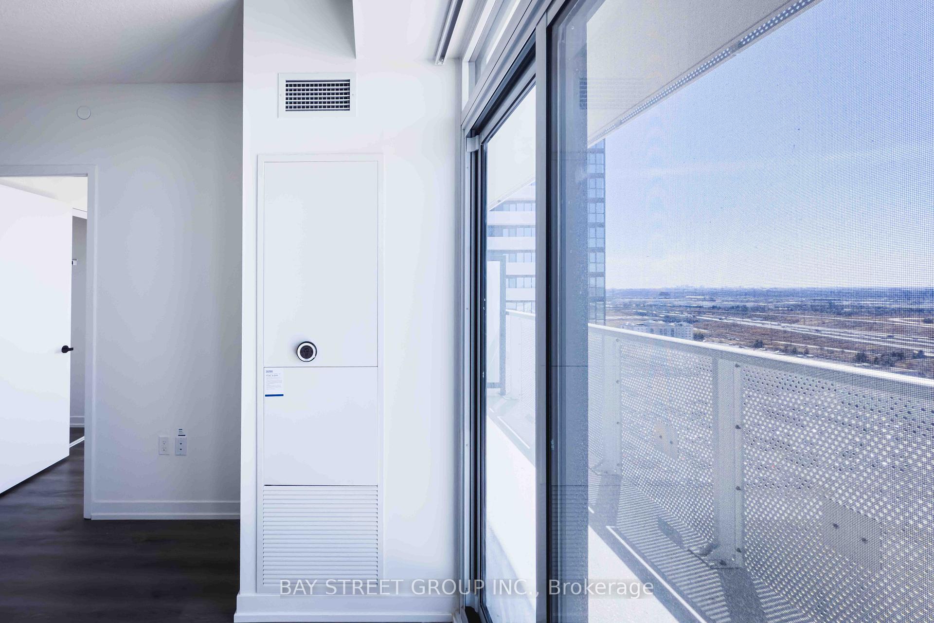 Photo 14 of Unit 2008, 225 Commerce Street, Vaughan, Vaughan Corporate Centre — HOMEH