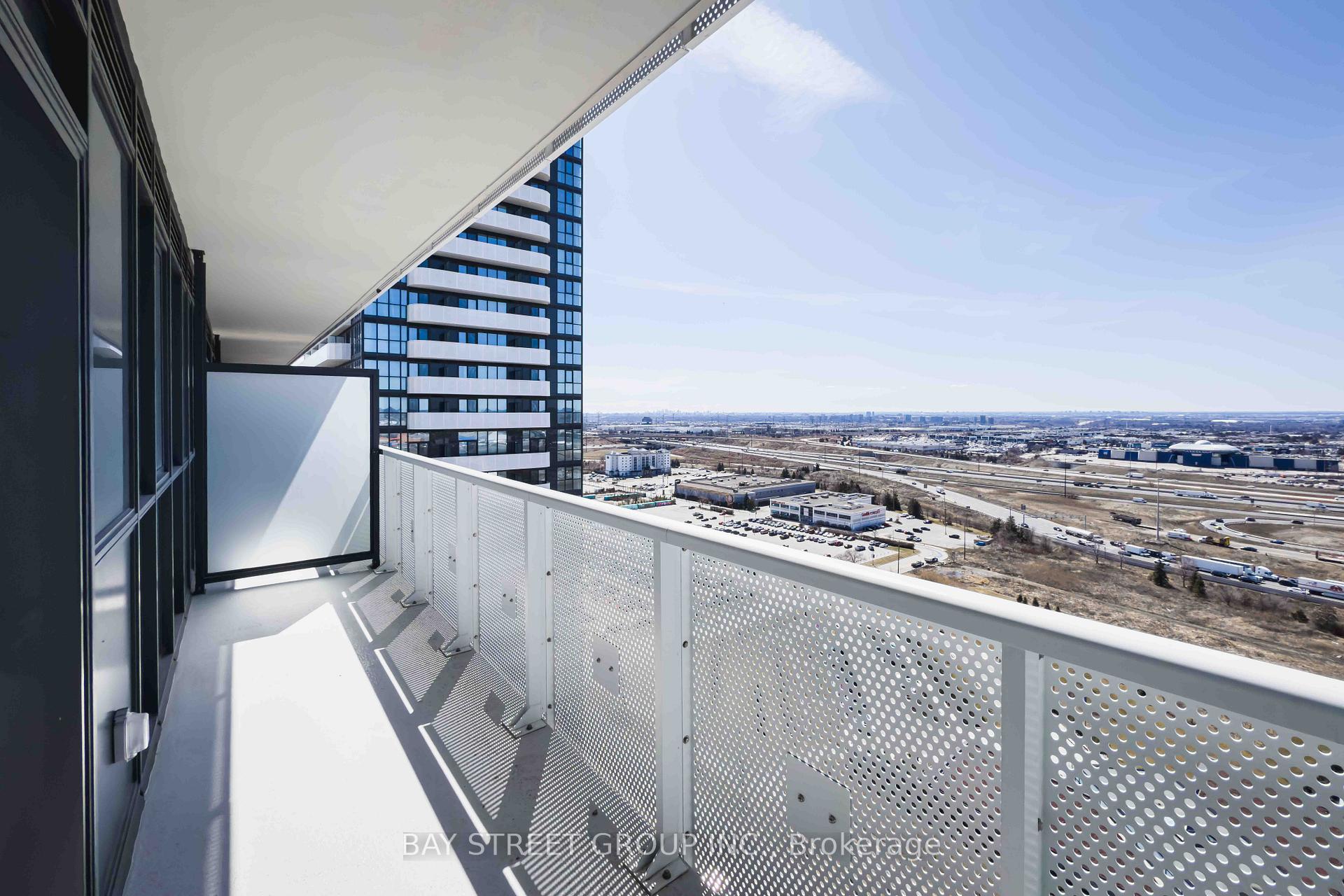 Photo 15 of Unit 2008, 225 Commerce Street, Vaughan, Vaughan Corporate Centre — HOMEH