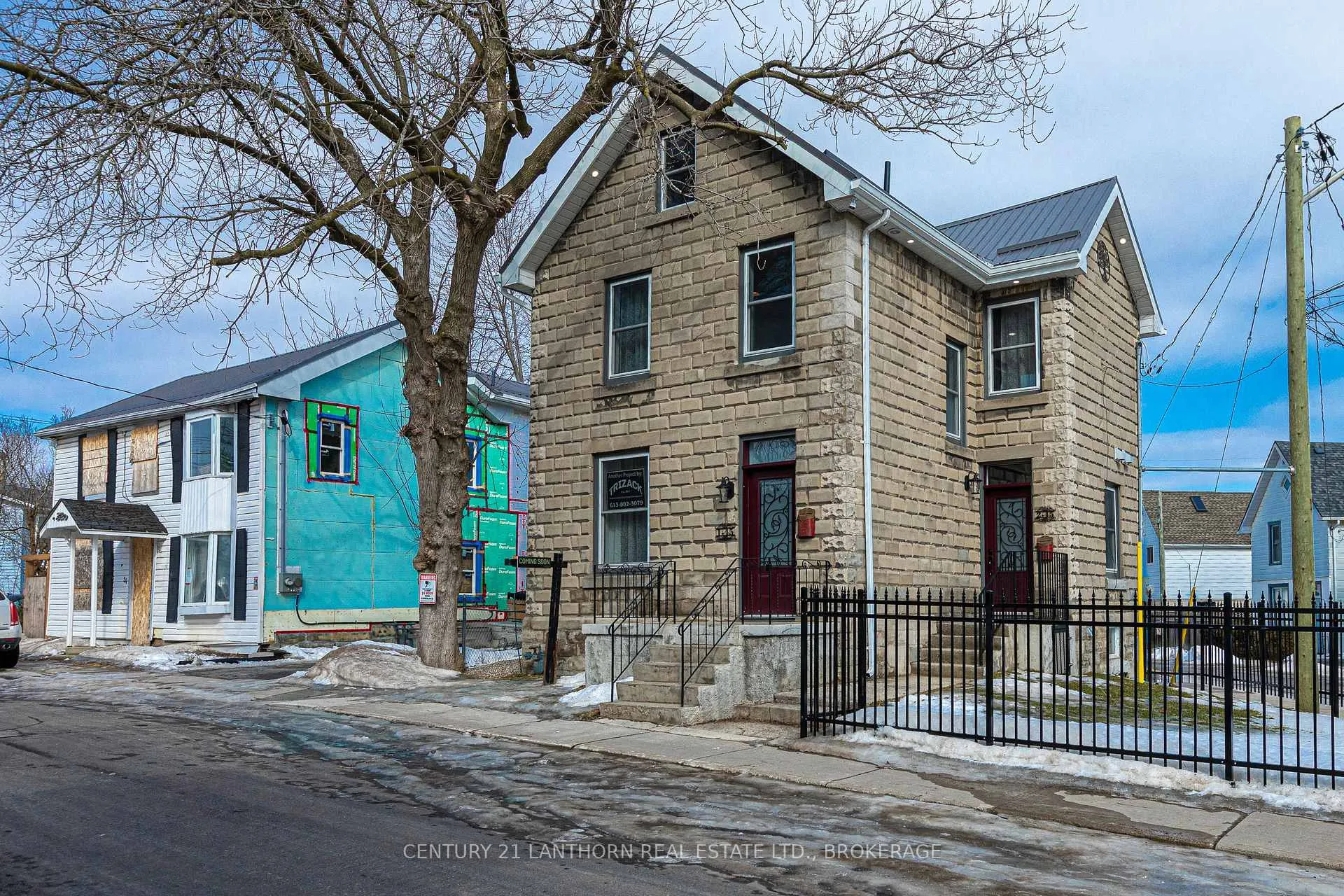 Photo 23 of 45 Chestnut Street, Kingston, East of Sir John A. Blvd — HOMEH