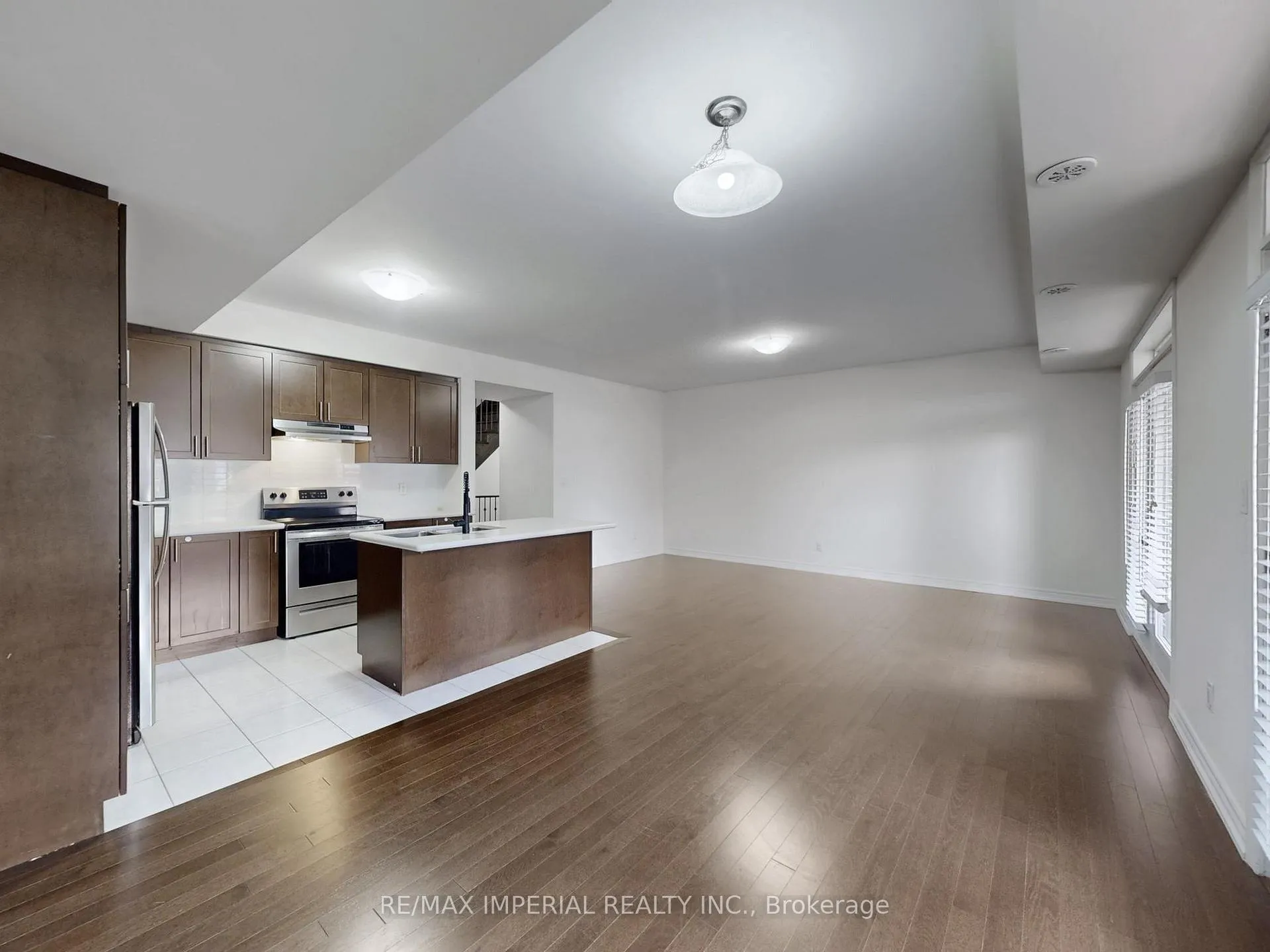 Photo 6 of 20 John Rudkin Lane, Markham, Box Grove — HOMEH