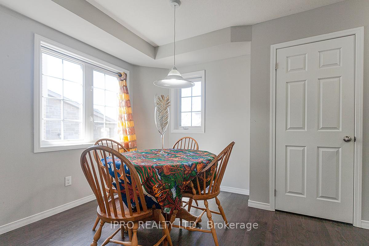 Photo 5 of Unit 11C, 388 Old Huron Road, Kitchener, Brigadoon — HOMEH