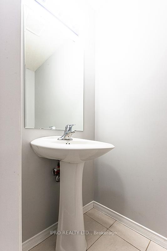 Photo 4 of Unit 11C, 388 Old Huron Road, Kitchener, Brigadoon — HOMEH