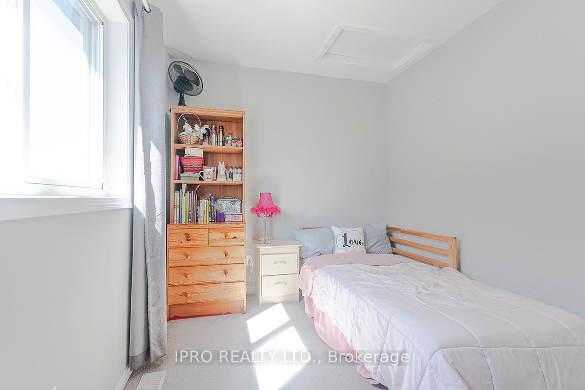 Photo 15 of Unit 11C, 388 Old Huron Road, Kitchener, Brigadoon — HOMEH