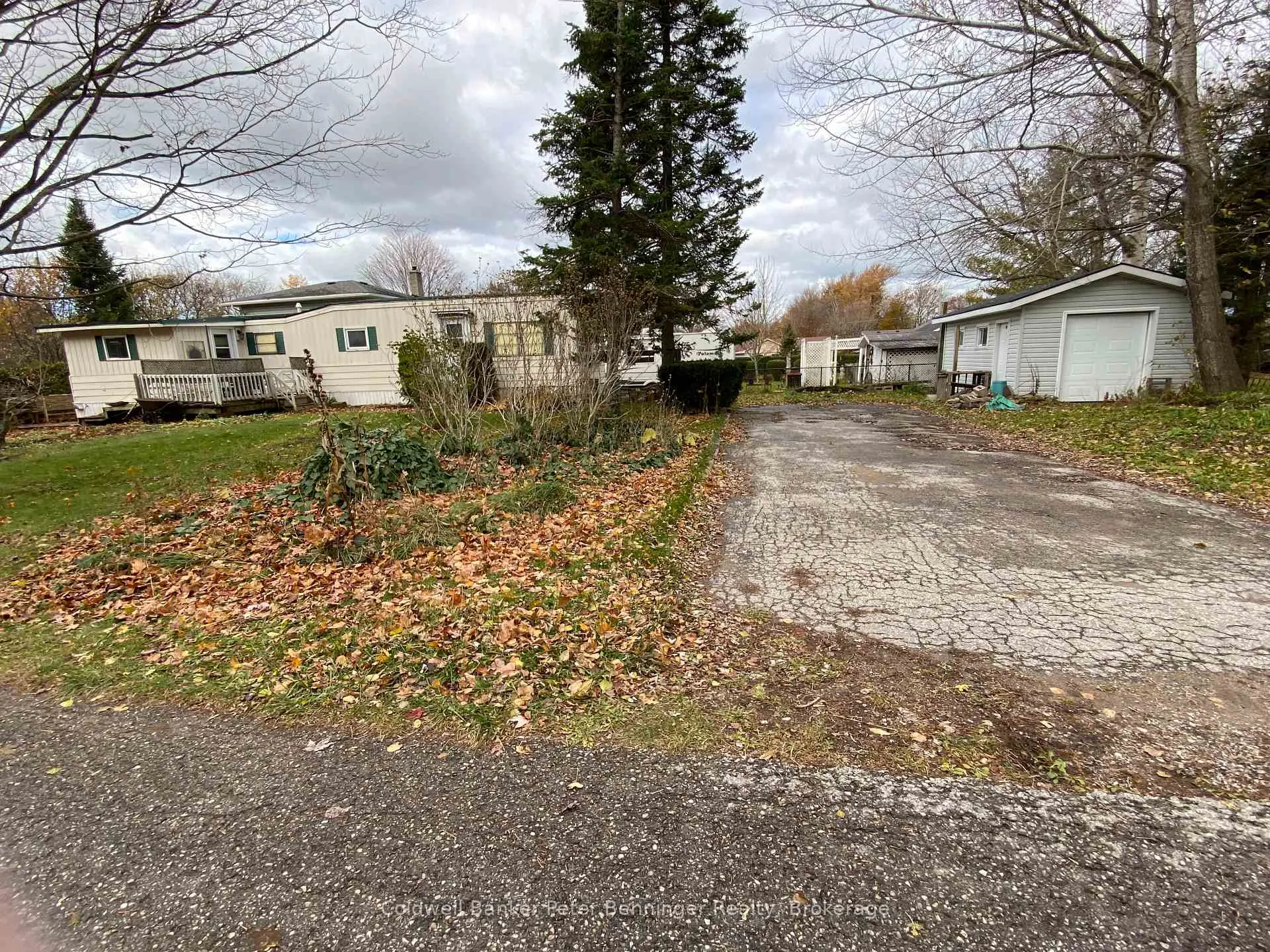Photo 1 of 31 Webster Street, Kincardine — HOMEH