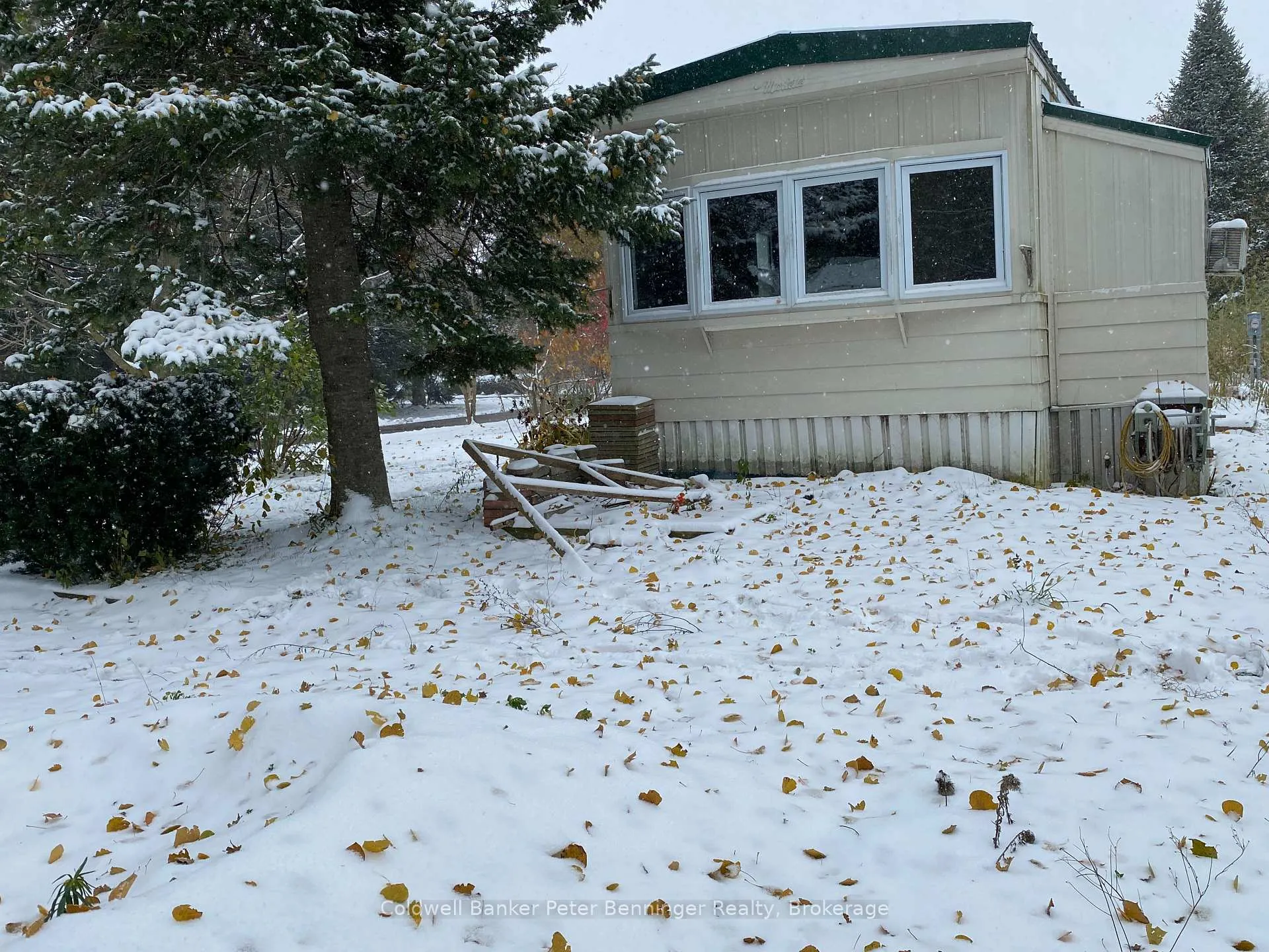 Photo 4 of 31 Webster Street, Kincardine — HOMEH