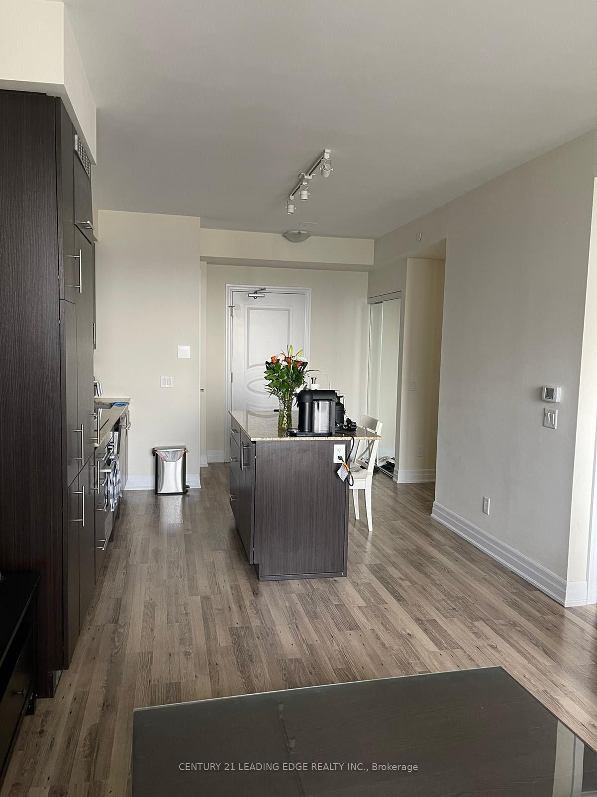 Photo 4 of Unit 1508, 9085 Jane Street, Vaughan, Concord — HOMEH