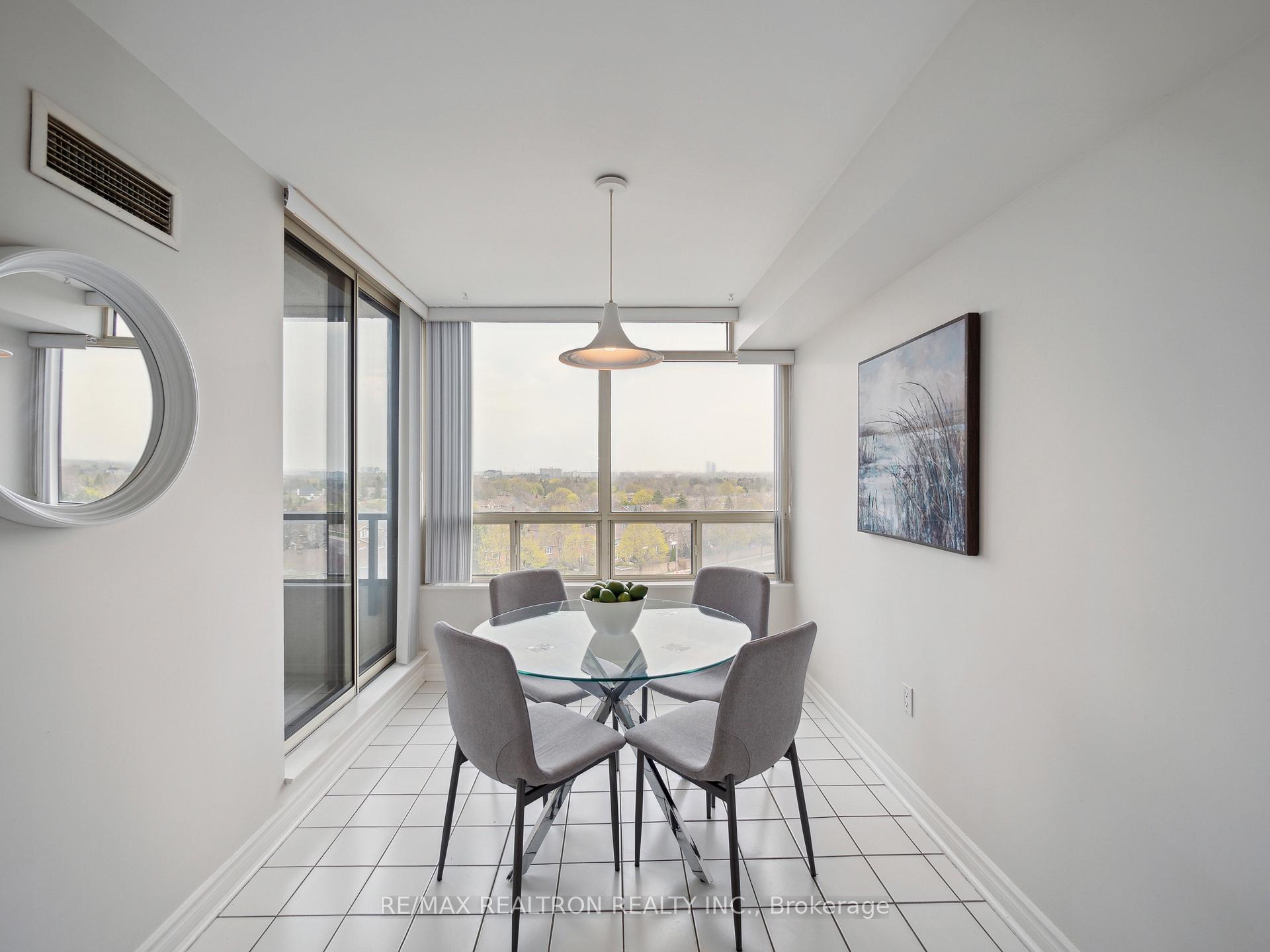 Photo 25 of Unit 704, 343 Clark Avenue W, Vaughan, Crestwood-Springfarm-Yorkhill — HOMEH