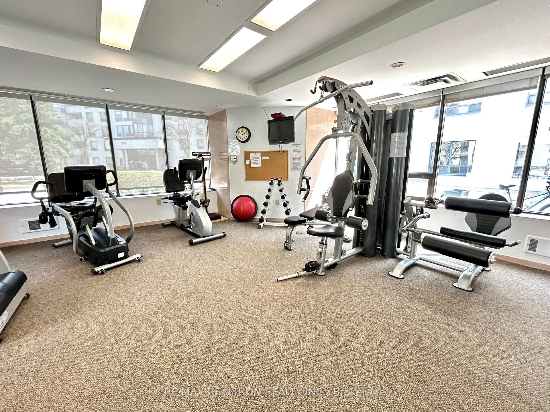 Photo 22 of Unit 704, 343 Clark Avenue W, Vaughan, Crestwood-Springfarm-Yorkhill — HOMEH