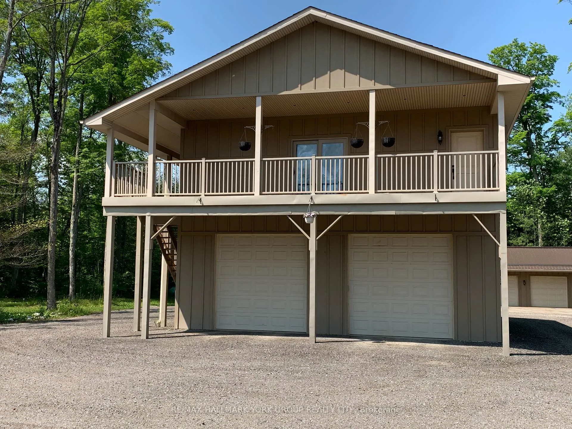 Front of 4795 19th Side Road