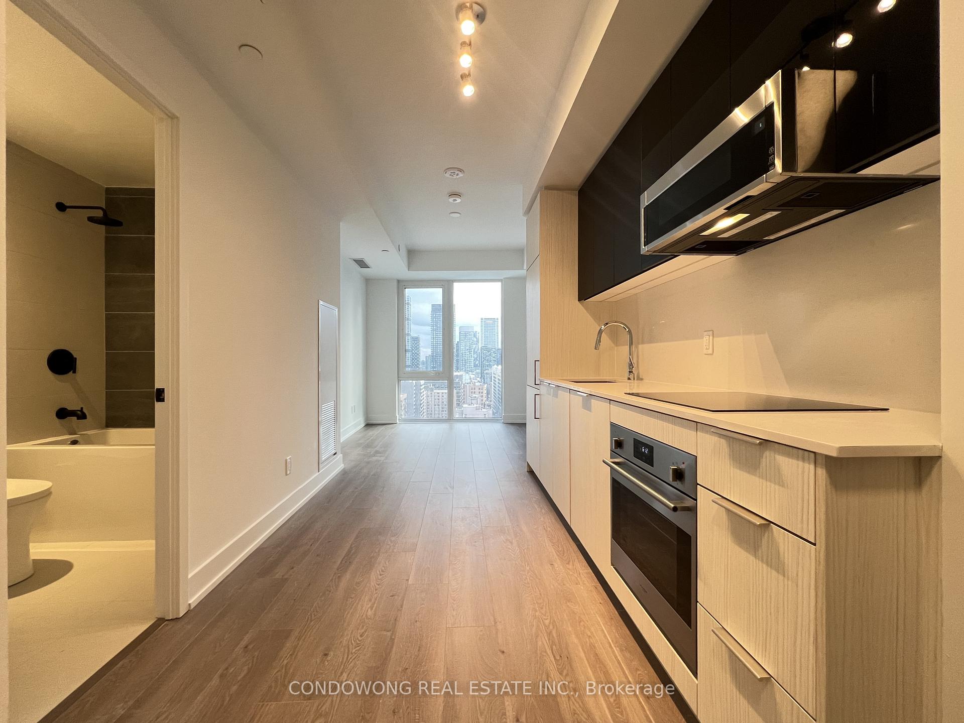 Front of Unit 1802, 308 Jarvis Street