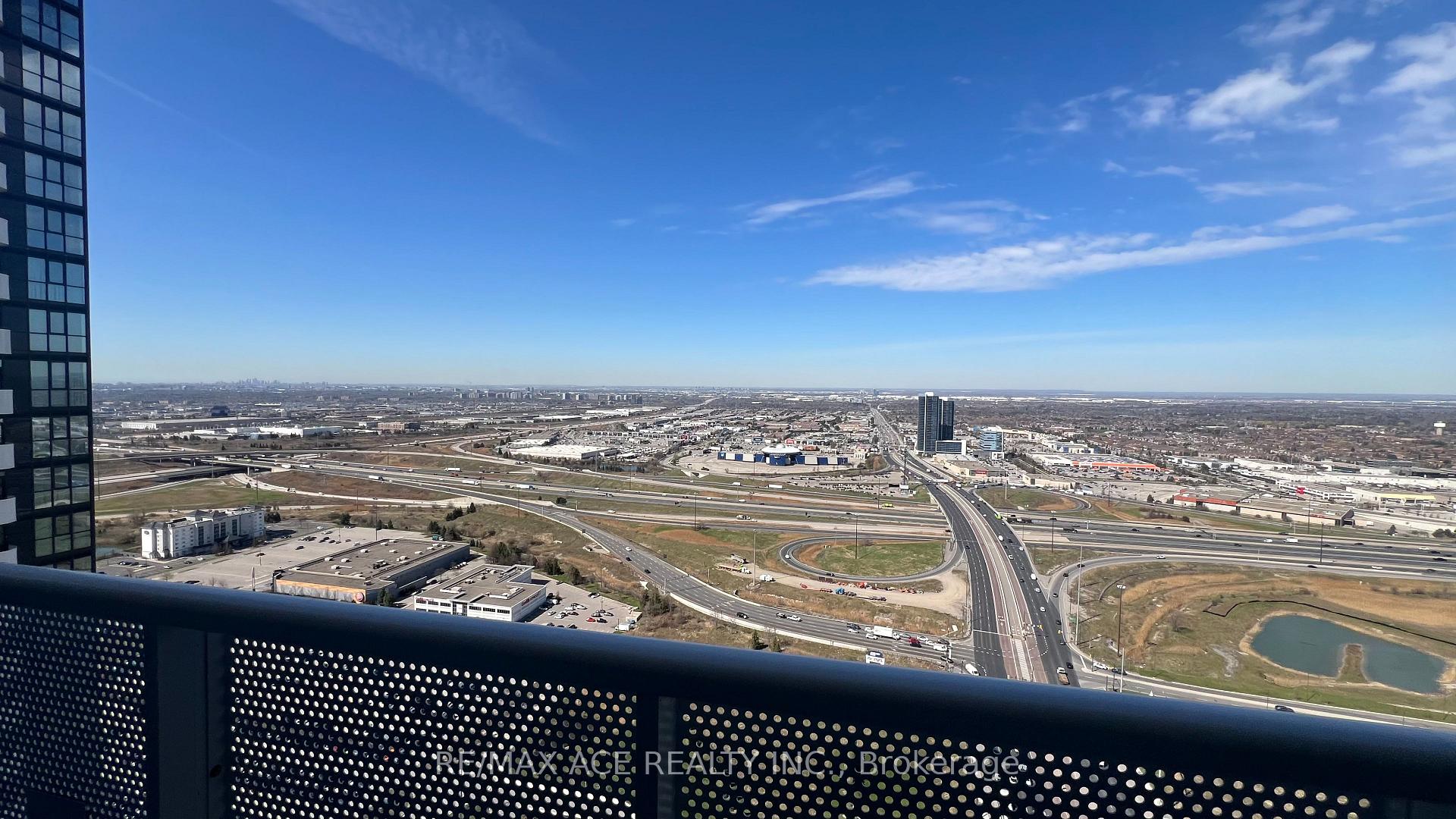 Photo 14 of Unit 4008, 225 Commerce Street, Vaughan, Vaughan Corporate Centre — HOMEH