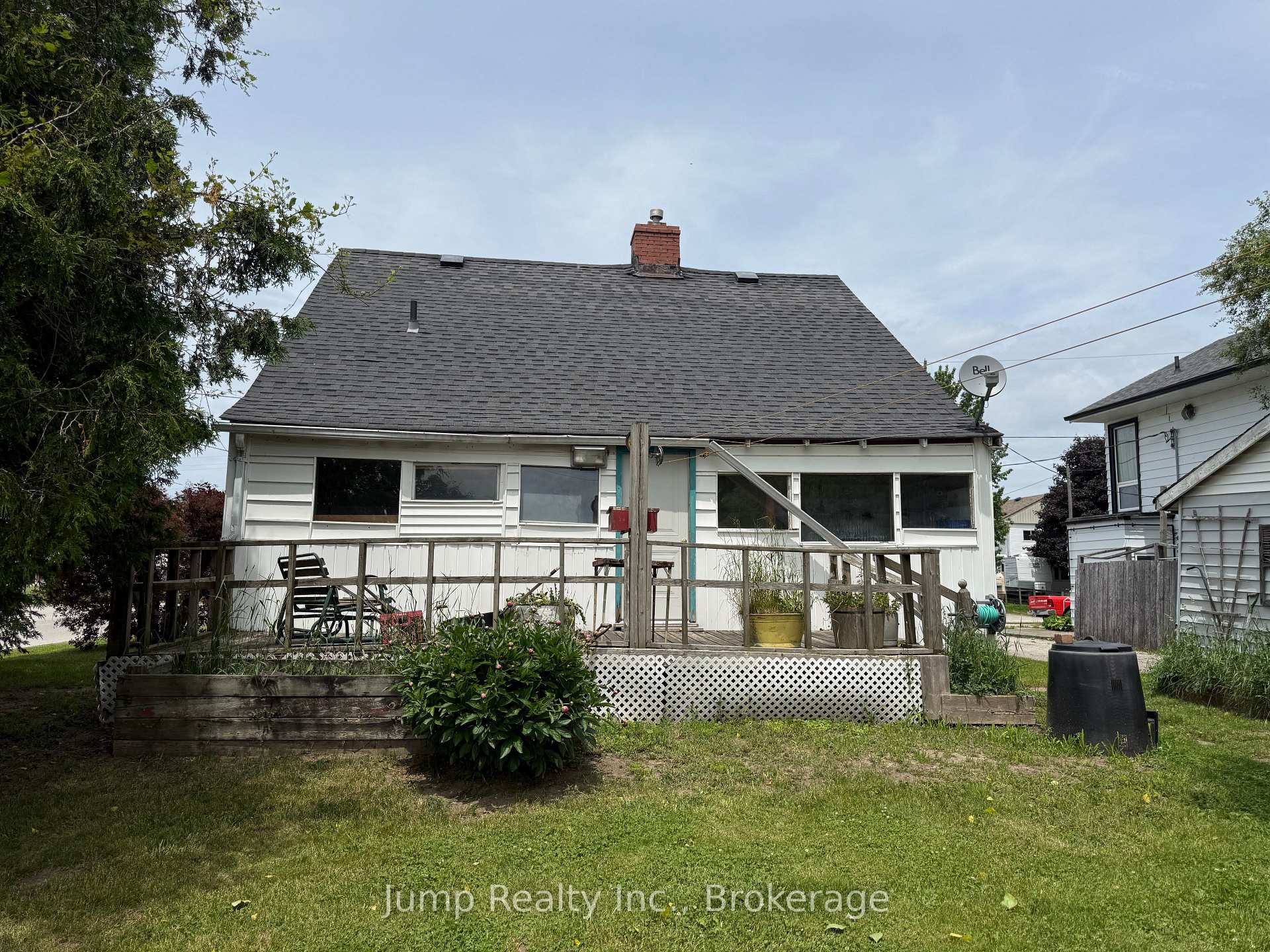 Photo 8 of 2 Toronto Boulevard, Huron East, Vanastra — HOMEH