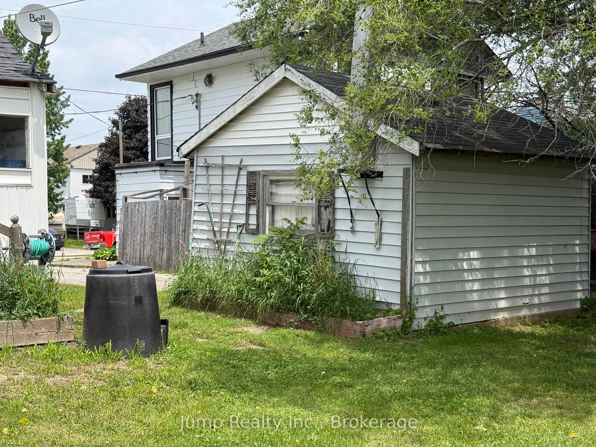 Photo 9 of 2 Toronto Boulevard, Huron East, Vanastra — HOMEH