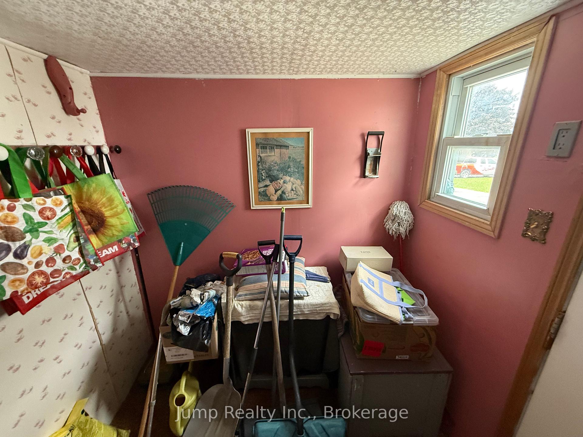 Photo 18 of 2 Toronto Boulevard, Huron East, Vanastra — HOMEH