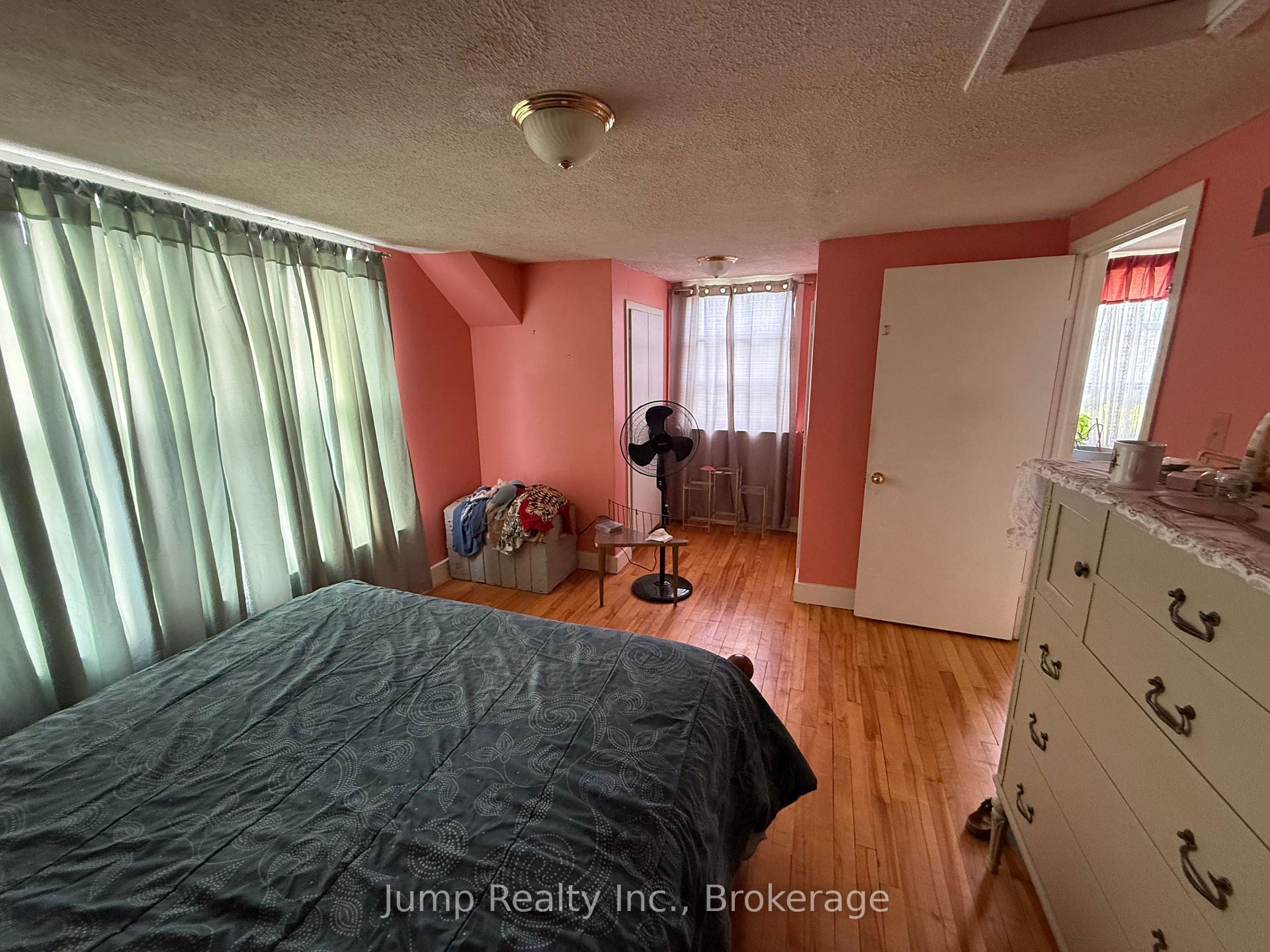 Photo 40 of 2 Toronto Boulevard, Huron East, Vanastra — HOMEH