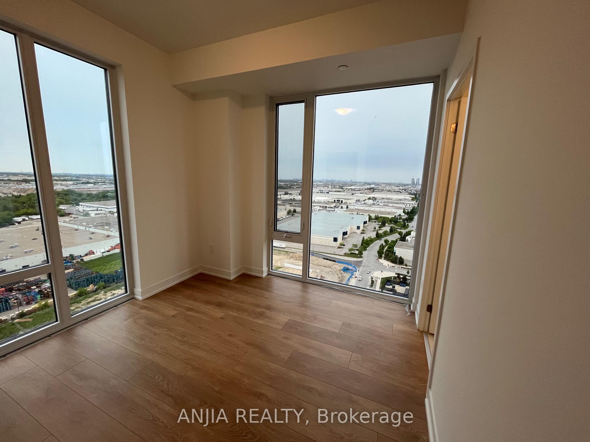 Photo 10 of Unit 2109, 474 Caldari Road E, Vaughan, Concord — HOMEH