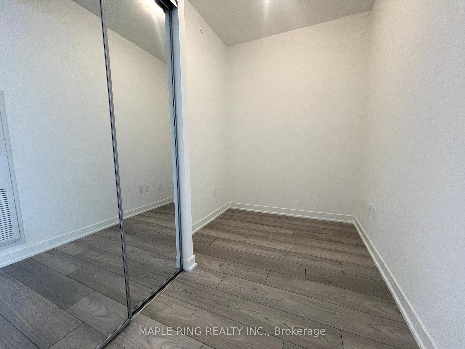 Photo 2 of Unit 1506, 474 Caldari Road, Vaughan, Concord — HOMEH