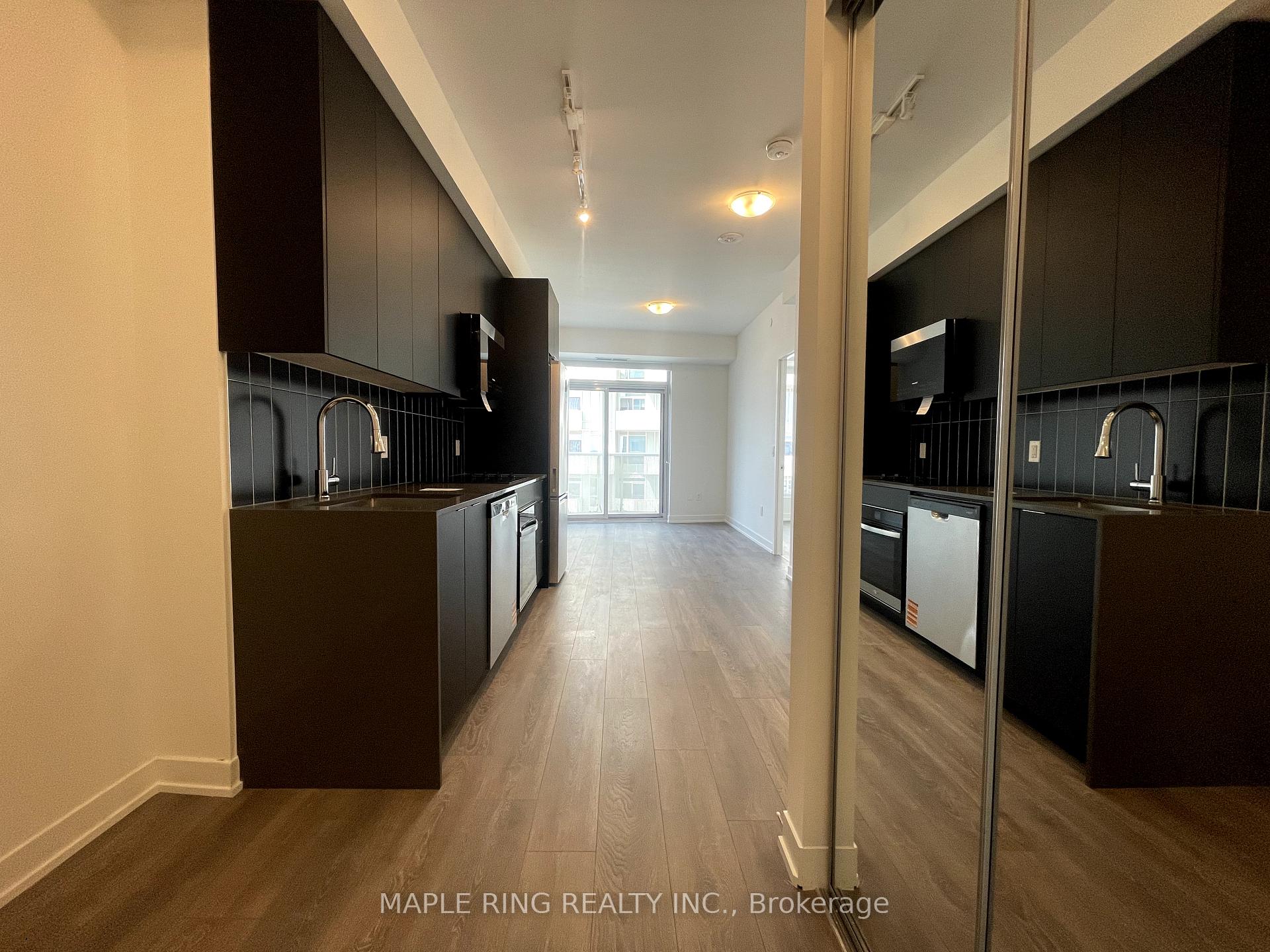 Photo 1 of Unit 1611, 474 Caldari Road, Vaughan, Concord — HOMEH