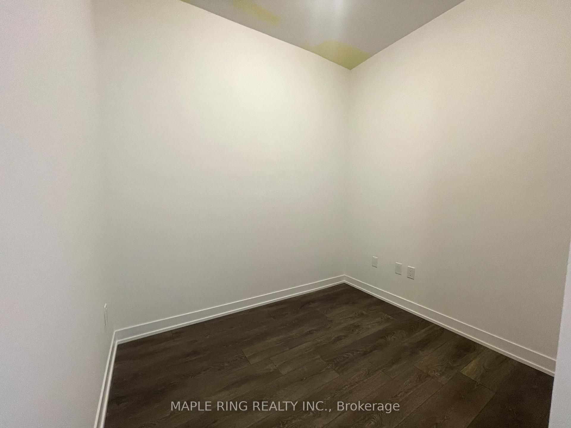 Photo 3 of Unit 1611, 474 Caldari Road, Vaughan, Concord — HOMEH