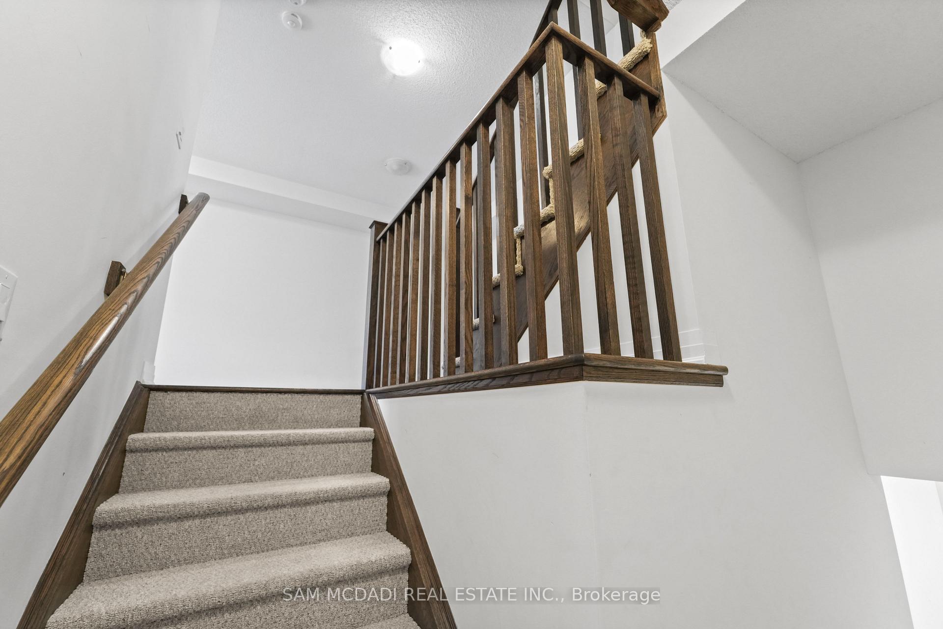 Photo 6 of 4083 Canby Street, Lincoln, Beamsville — HOMEH