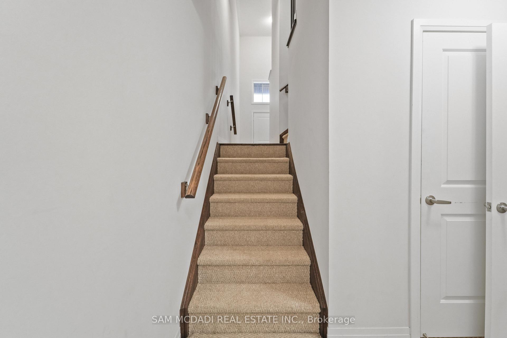 Photo 31 of 4083 Canby Street, Lincoln, Beamsville — HOMEH