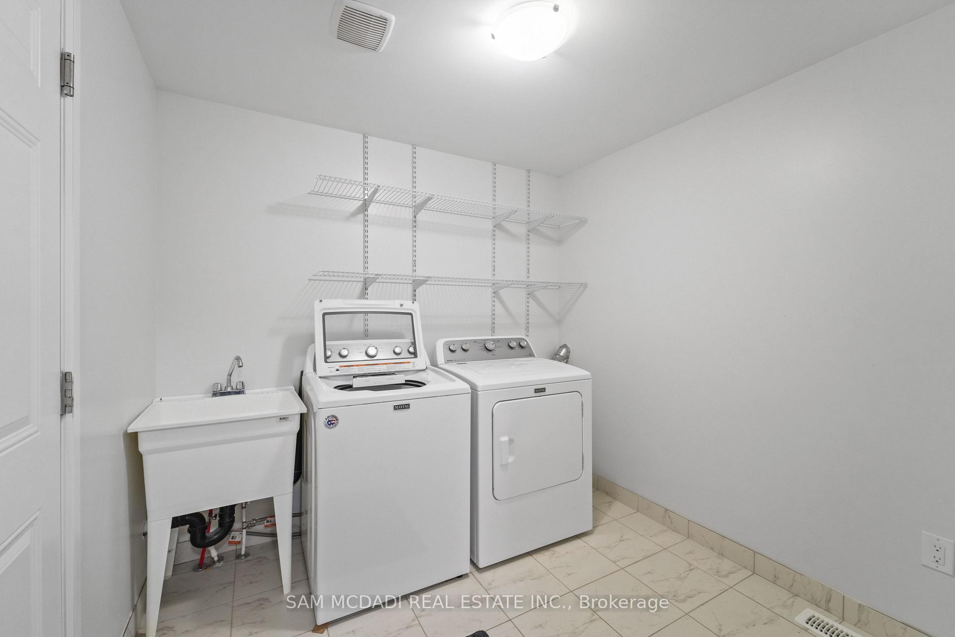 Photo 37 of 4083 Canby Street, Lincoln, Beamsville — HOMEH