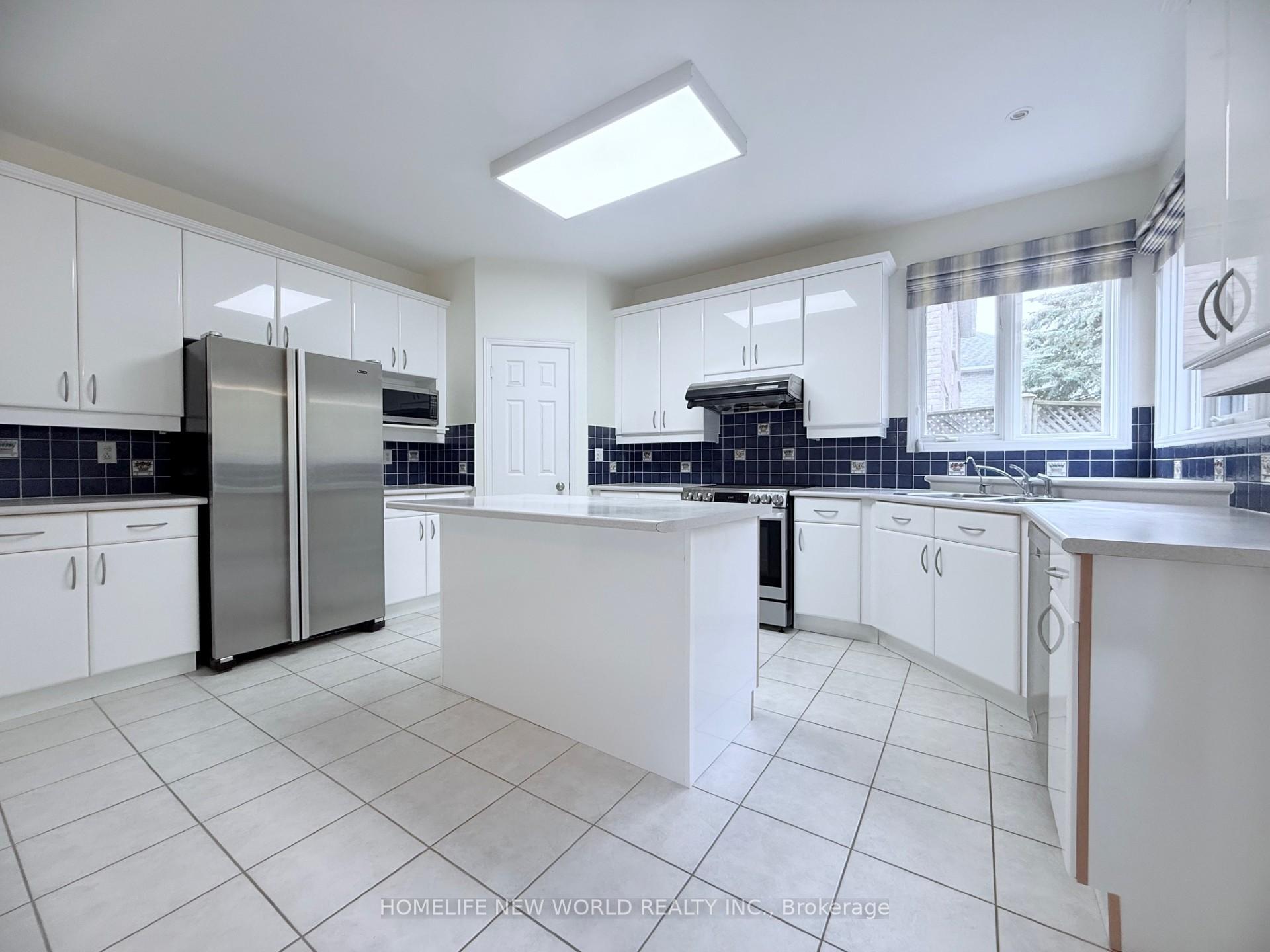 Photo 22 of 77 Burndenford Crescent, Markham, Markville — HOMEH
